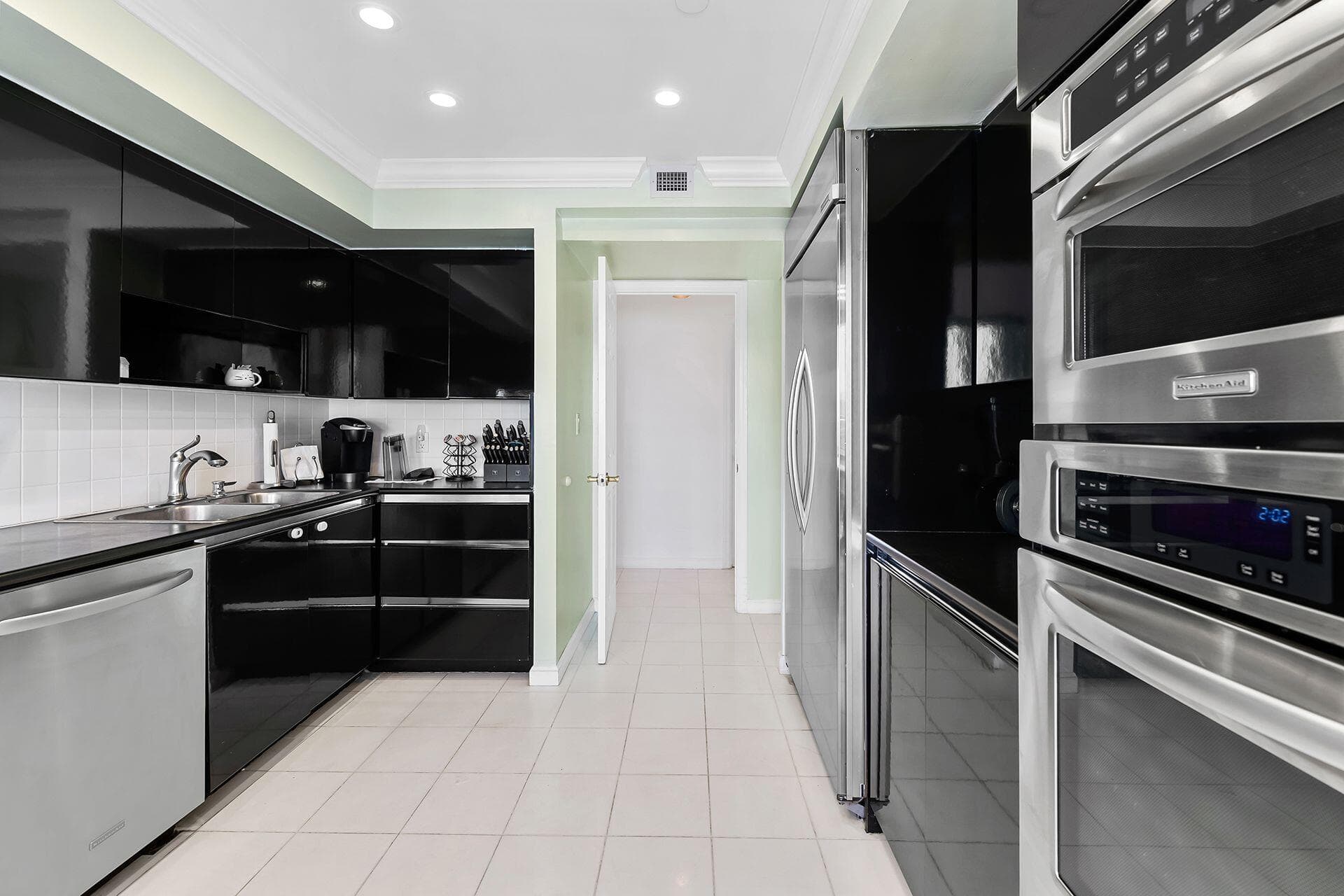 2901 S Ocean Boulevard 1, Highland Beach, FL 33487 — photo 17 of 39