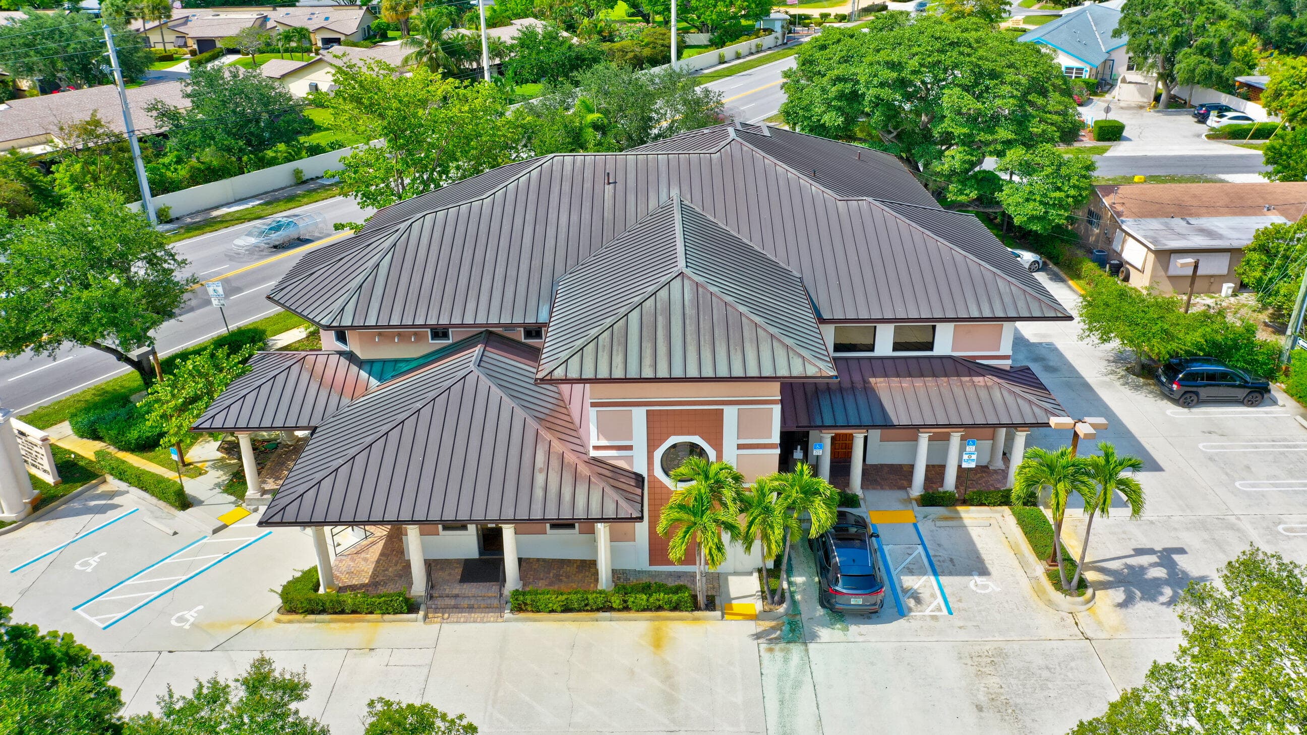 2314 S Seacrest Boulevard, Boynton Beach, FL 33435 — photo 3 of 37