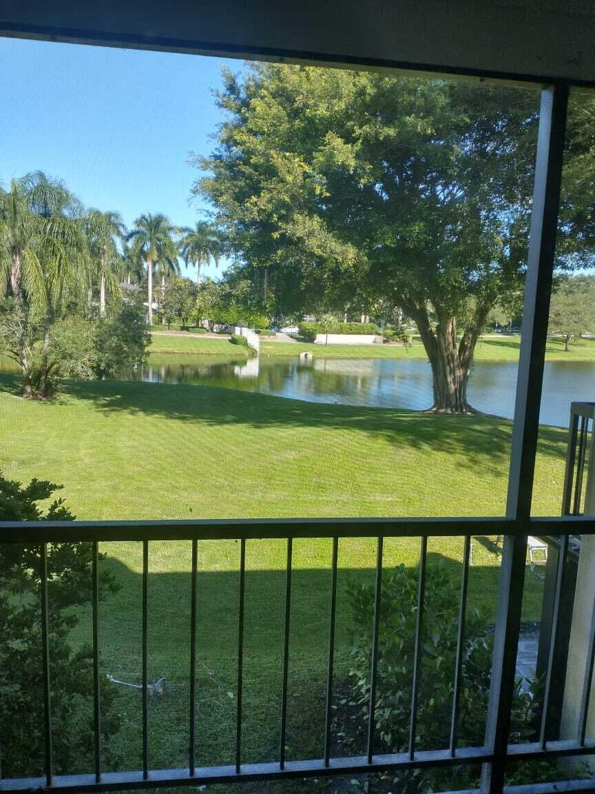3205 Bridgewood Drive 3205, Boca Raton, FL 33434 — photo 1 of 25