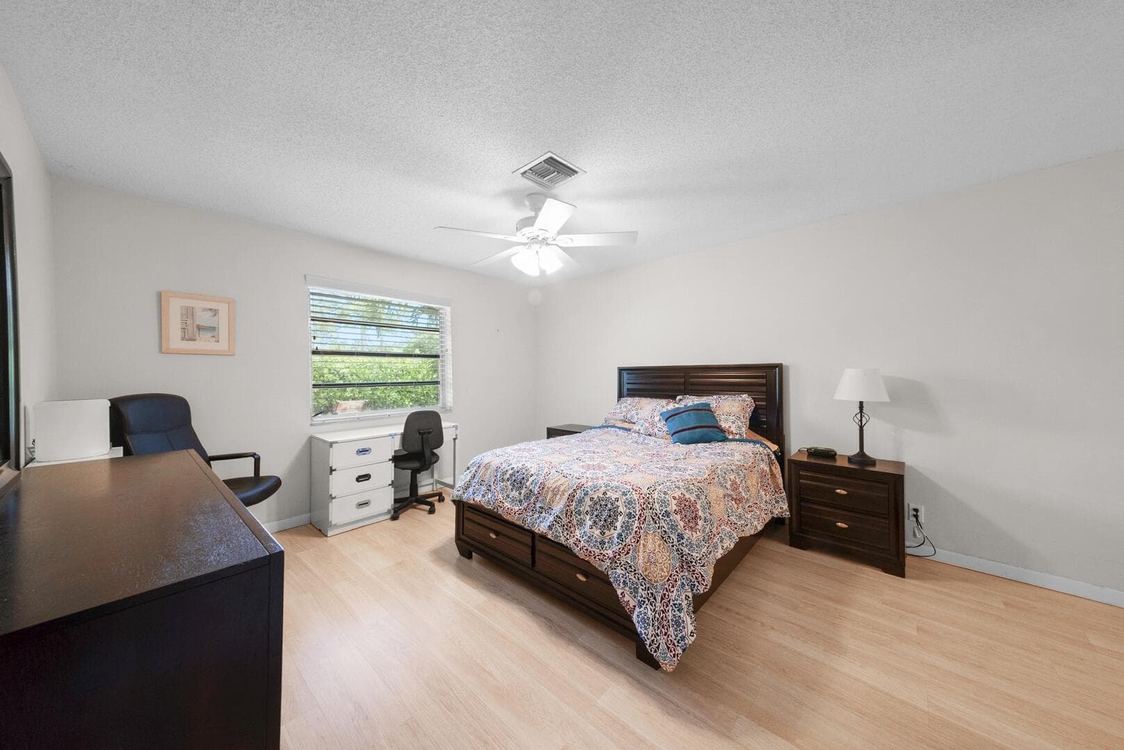 13670 Via Flora B, Delray Beach, FL 33484 — photo 12 of 37