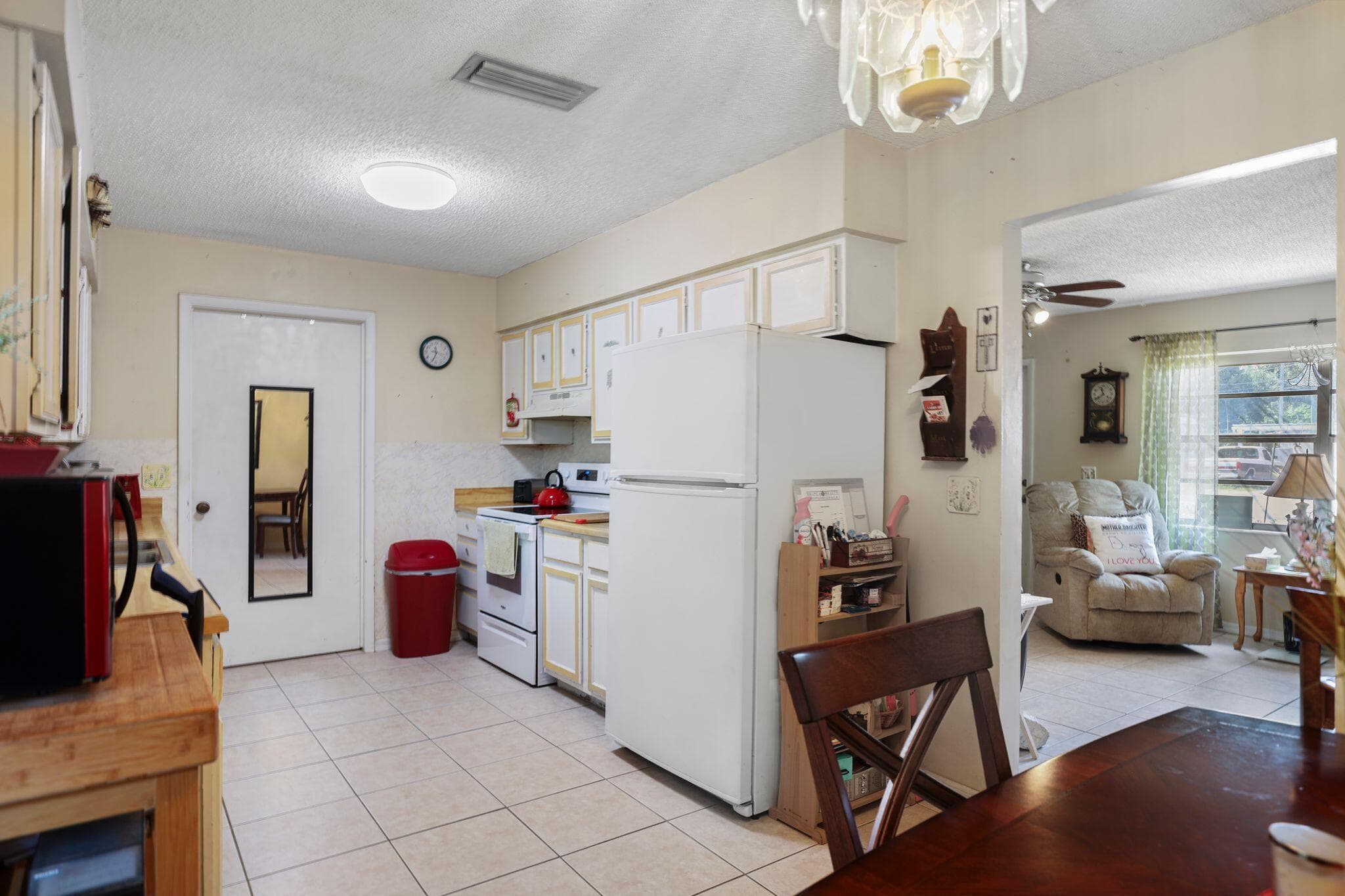 3324 S Jenkins Road, Fort Pierce, FL 34981 — photo 9 of 20