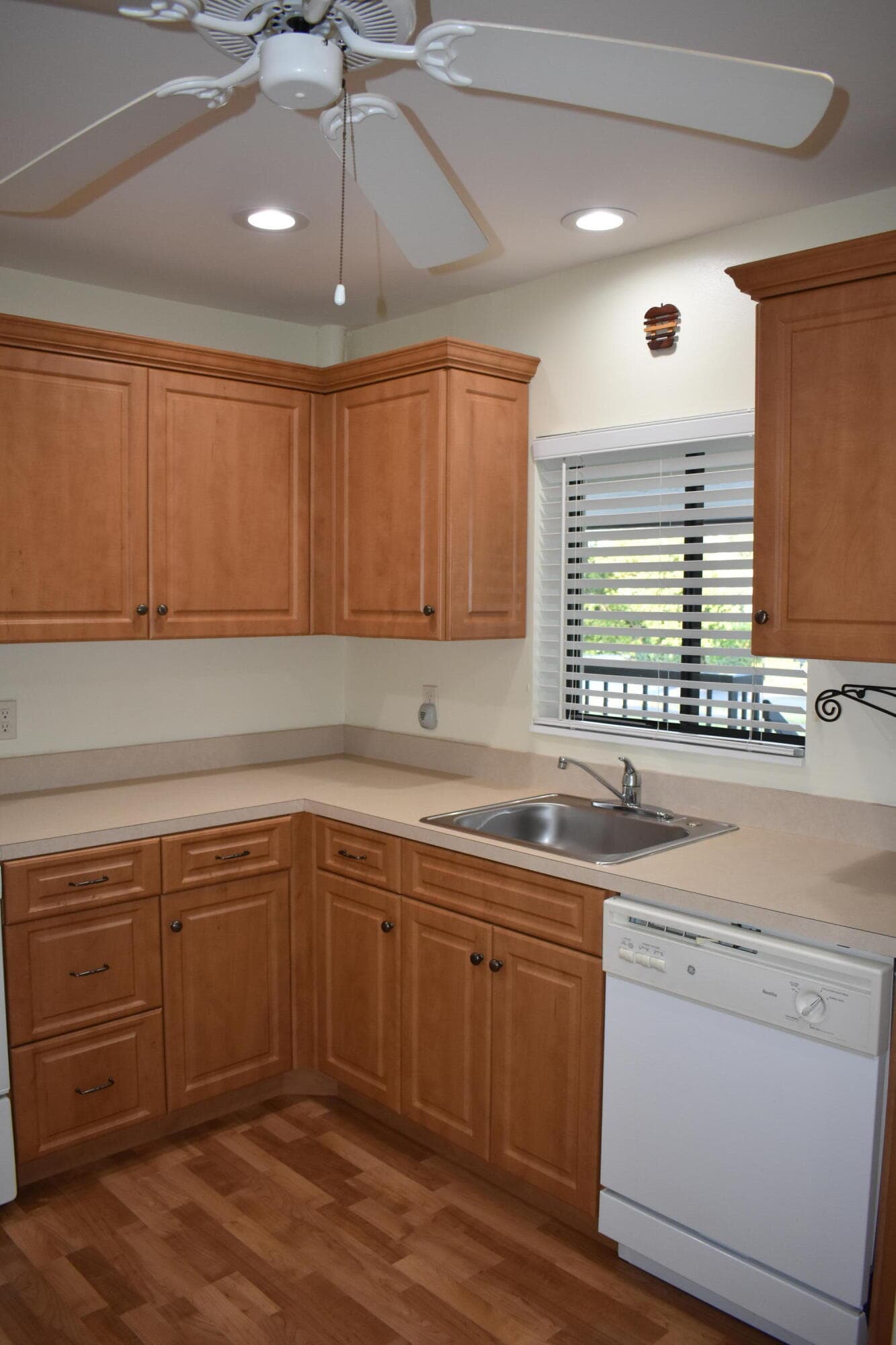 Condominium in Greenacres — photo 8 of 19