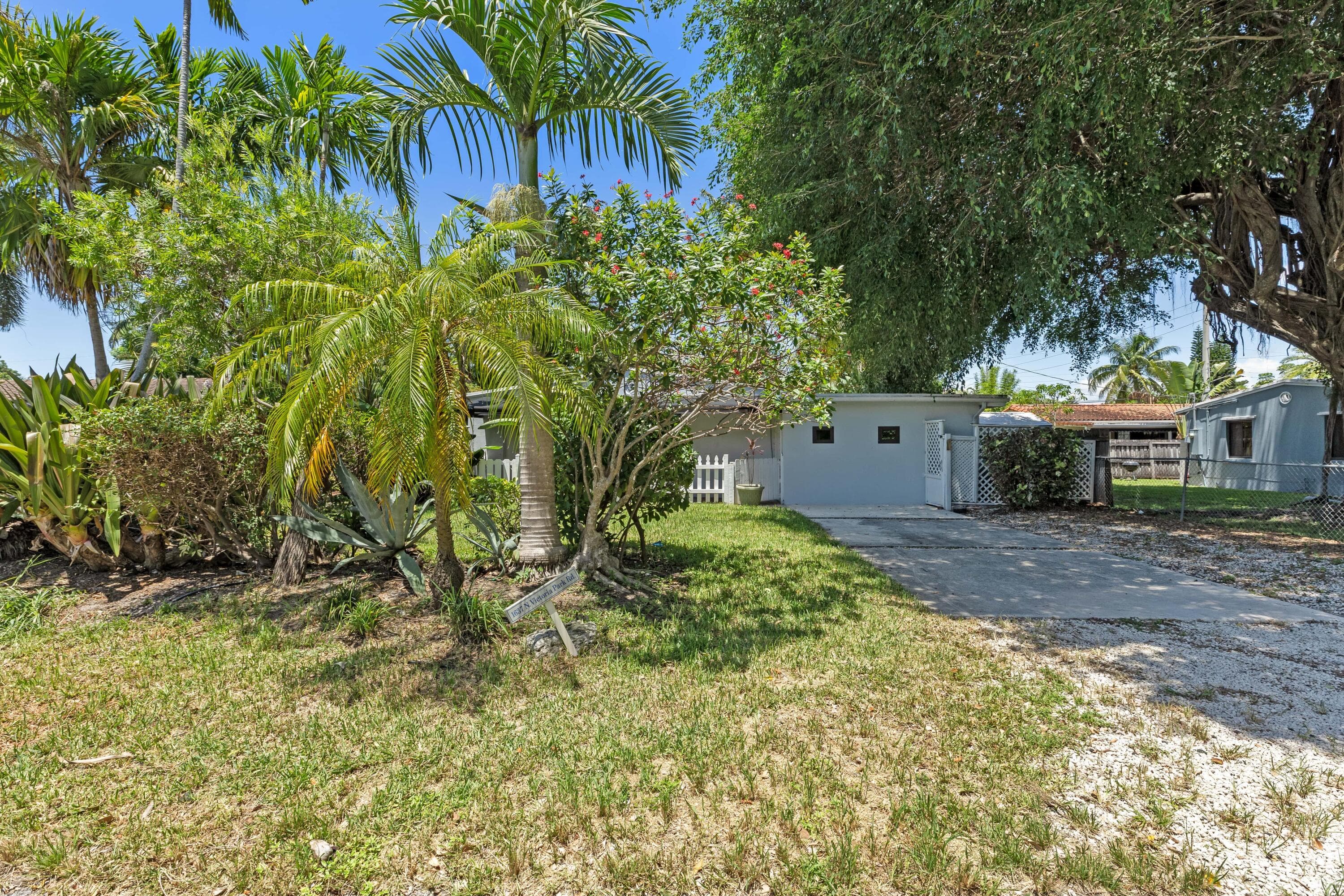 1637 N Victoria Park Road, Fort Lauderdale, FL 33305 — photo 21 of 35