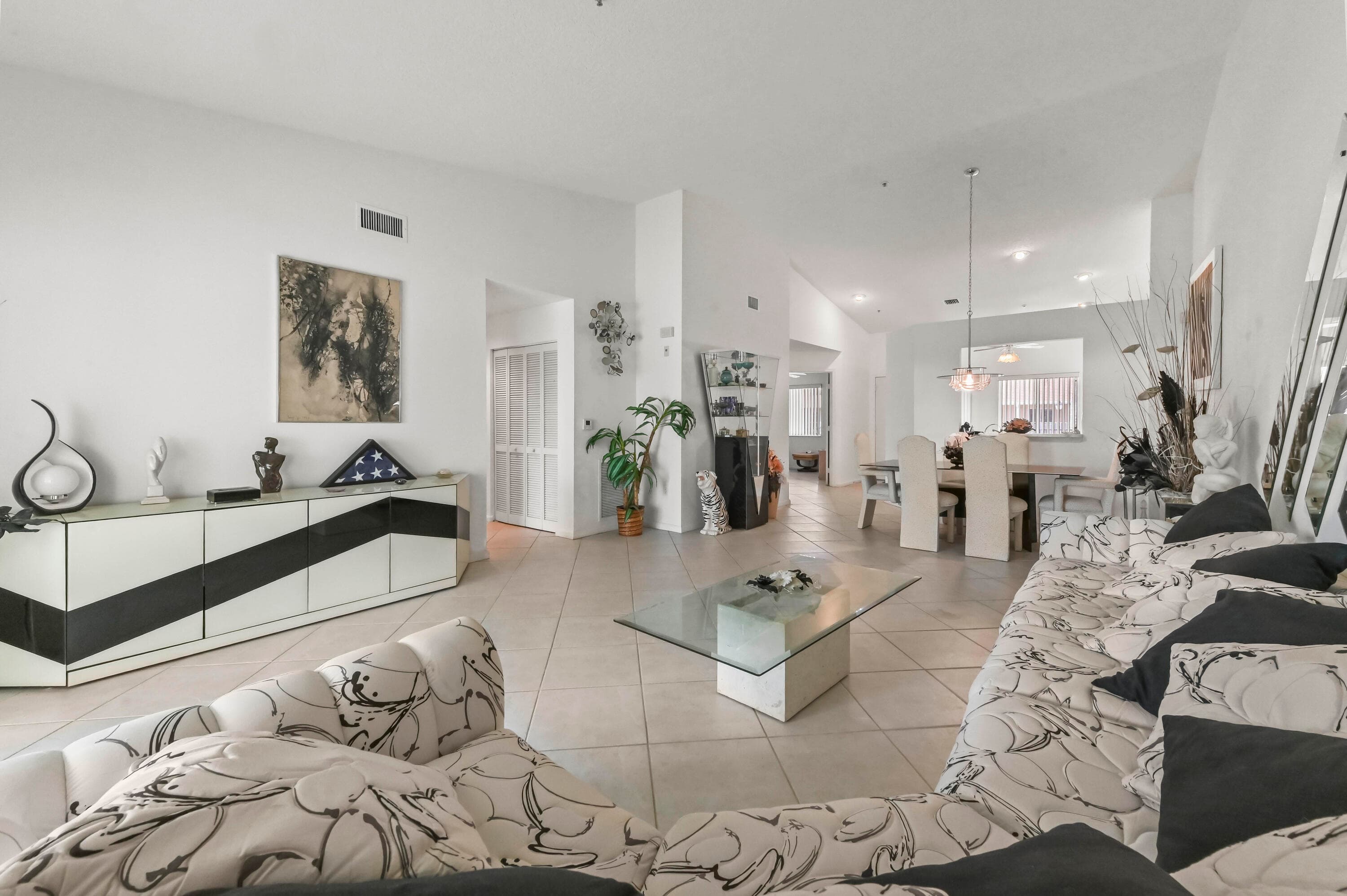 5952 Regal Glen Drive 207, Boynton Beach, FL 33437 — photo 13 of 48