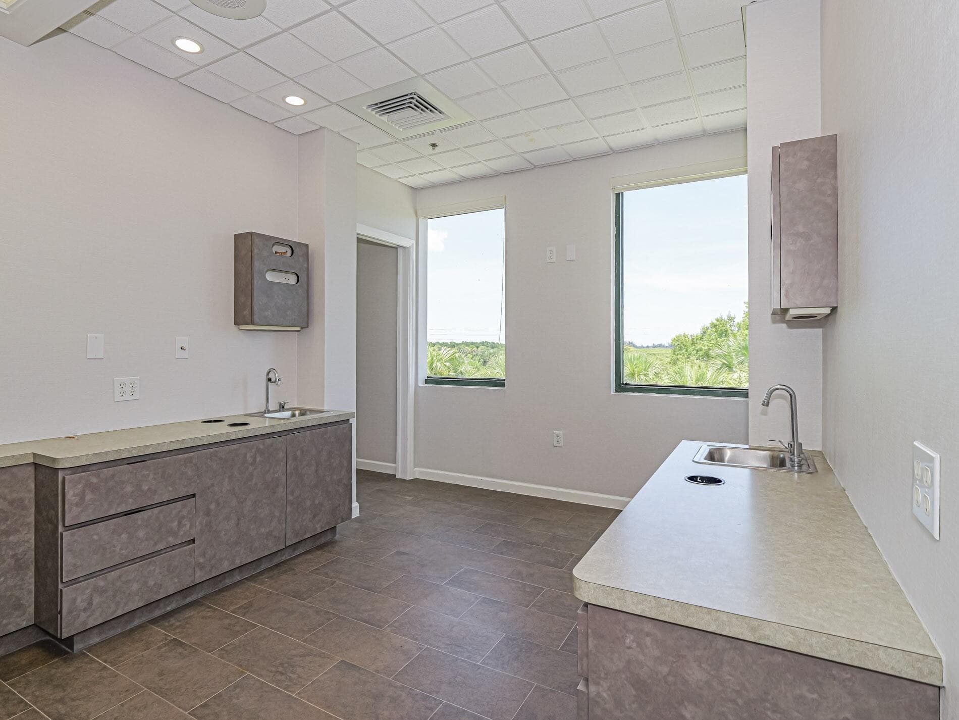 3755 7th Terrace 303 A & B, Vero Beach, FL 32960 — photo 25 of 30