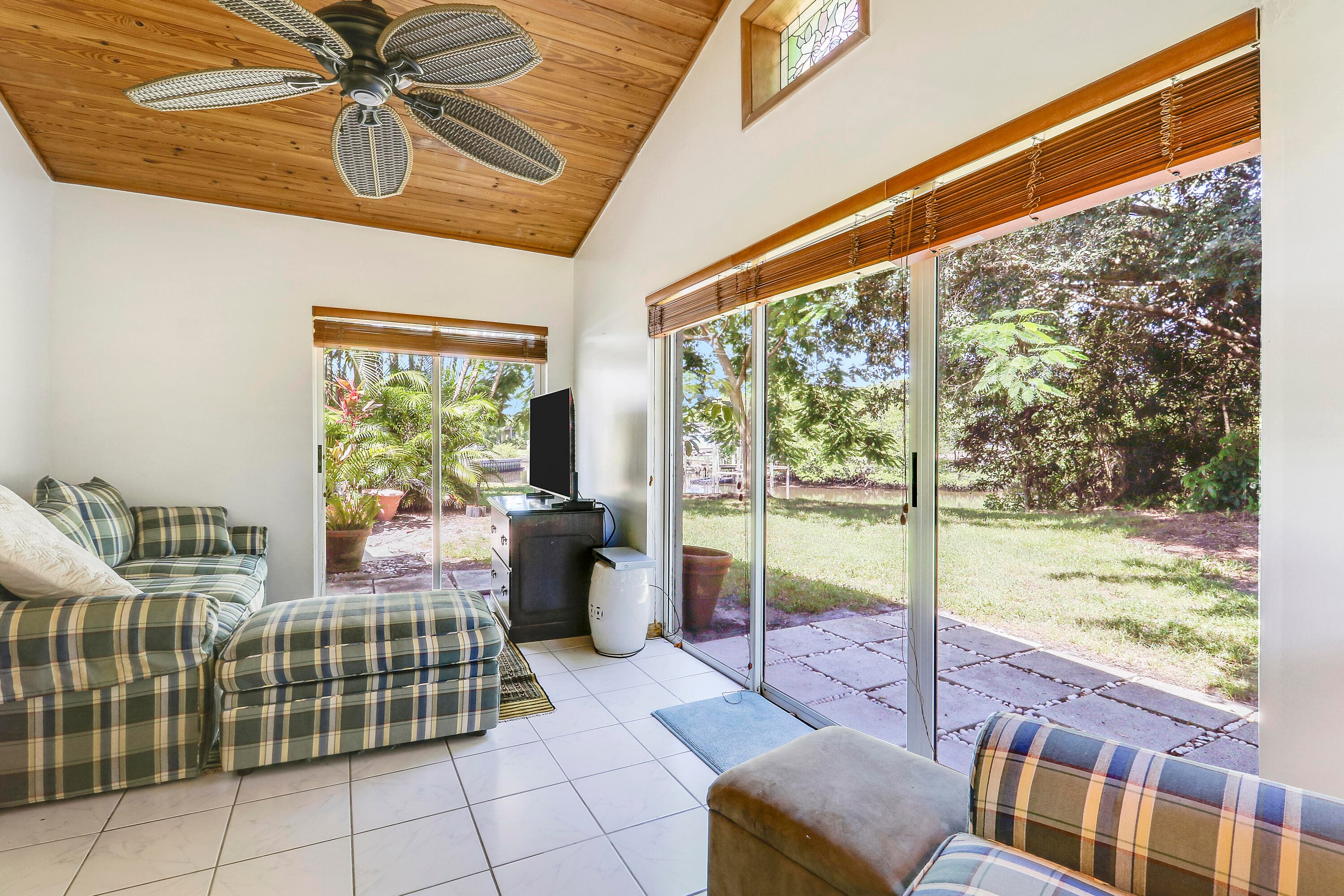 1329 Chippewa Street, Jupiter, FL 33458 — photo 4 of 36
