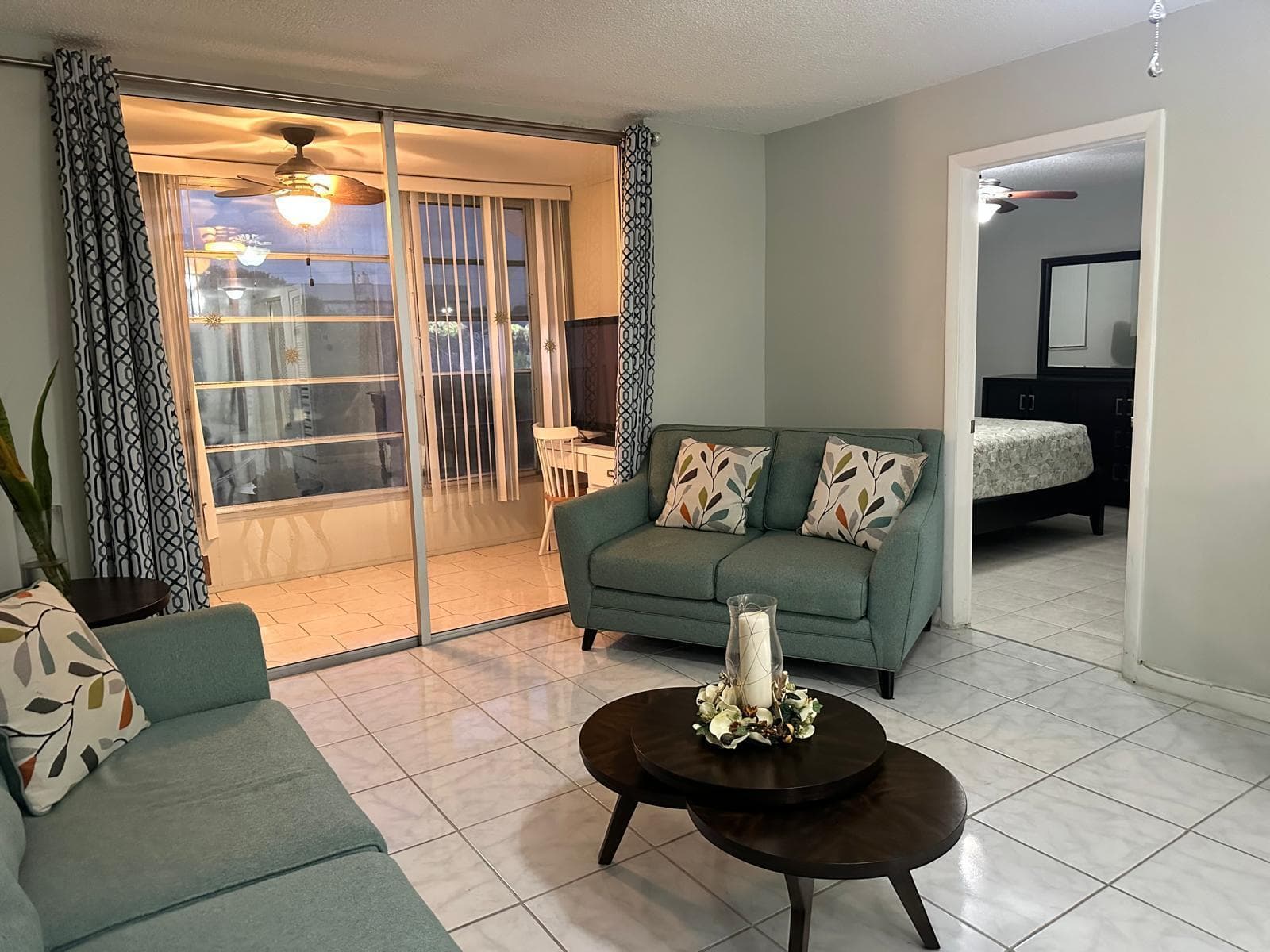 8051 Sunrise Lakes Drive N 202, Sunrise, FL 33322 — photo 2 of 40