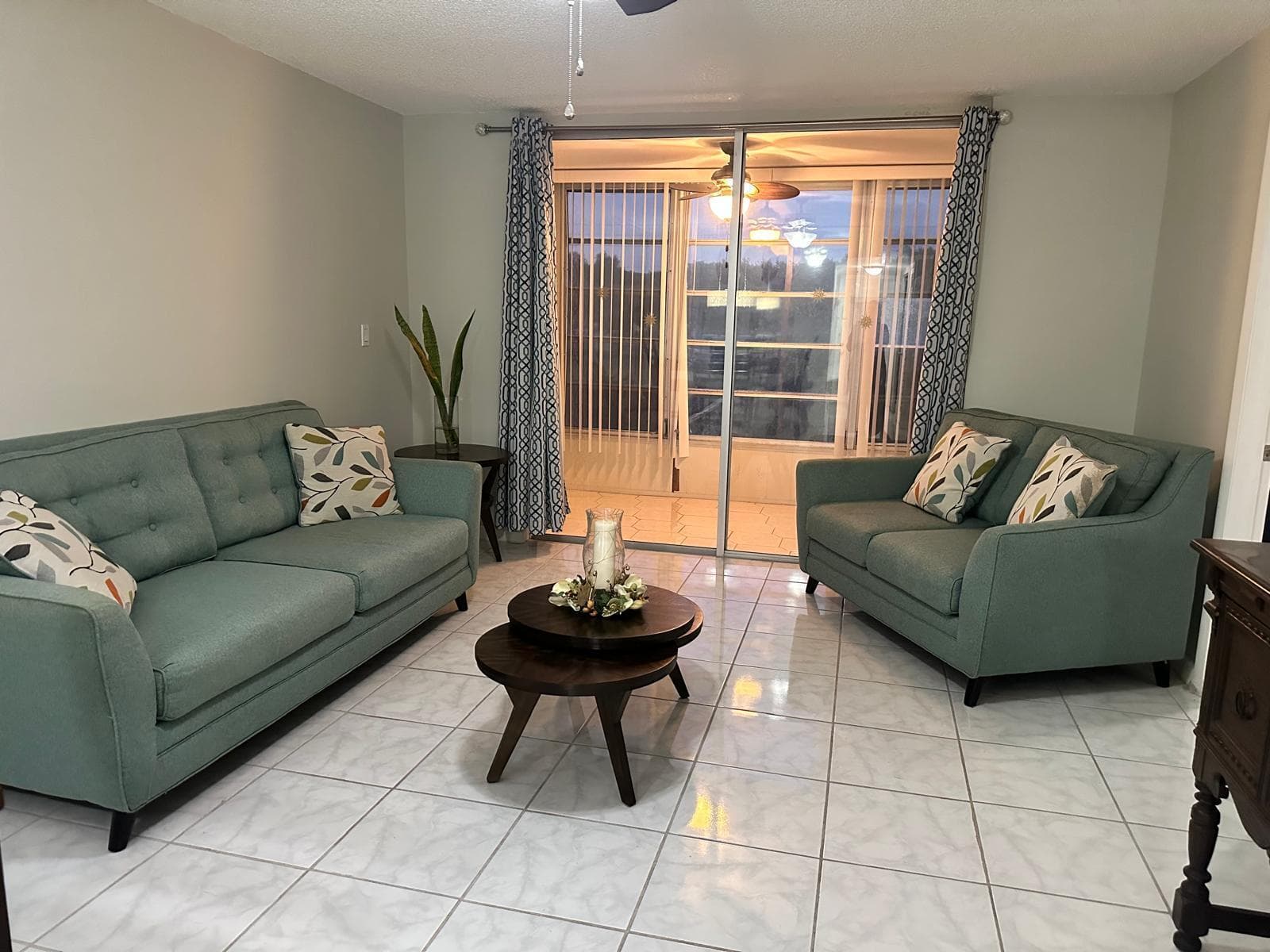 8051 Sunrise Lakes Drive N 202, Sunrise, FL 33322 — photo 1 of 40