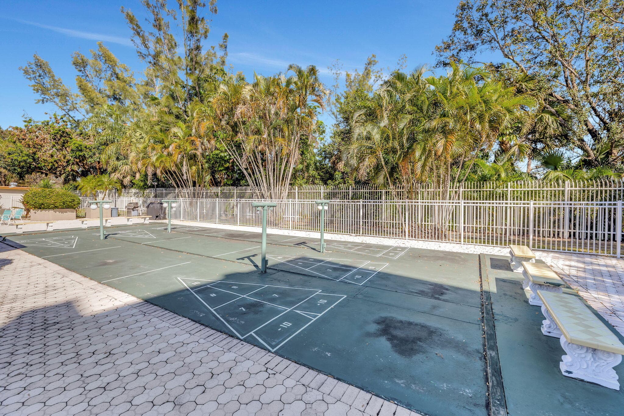 3910 Inverrary Boulevard 601-B, Lauderhill, FL 33319 — photo 40 of 56