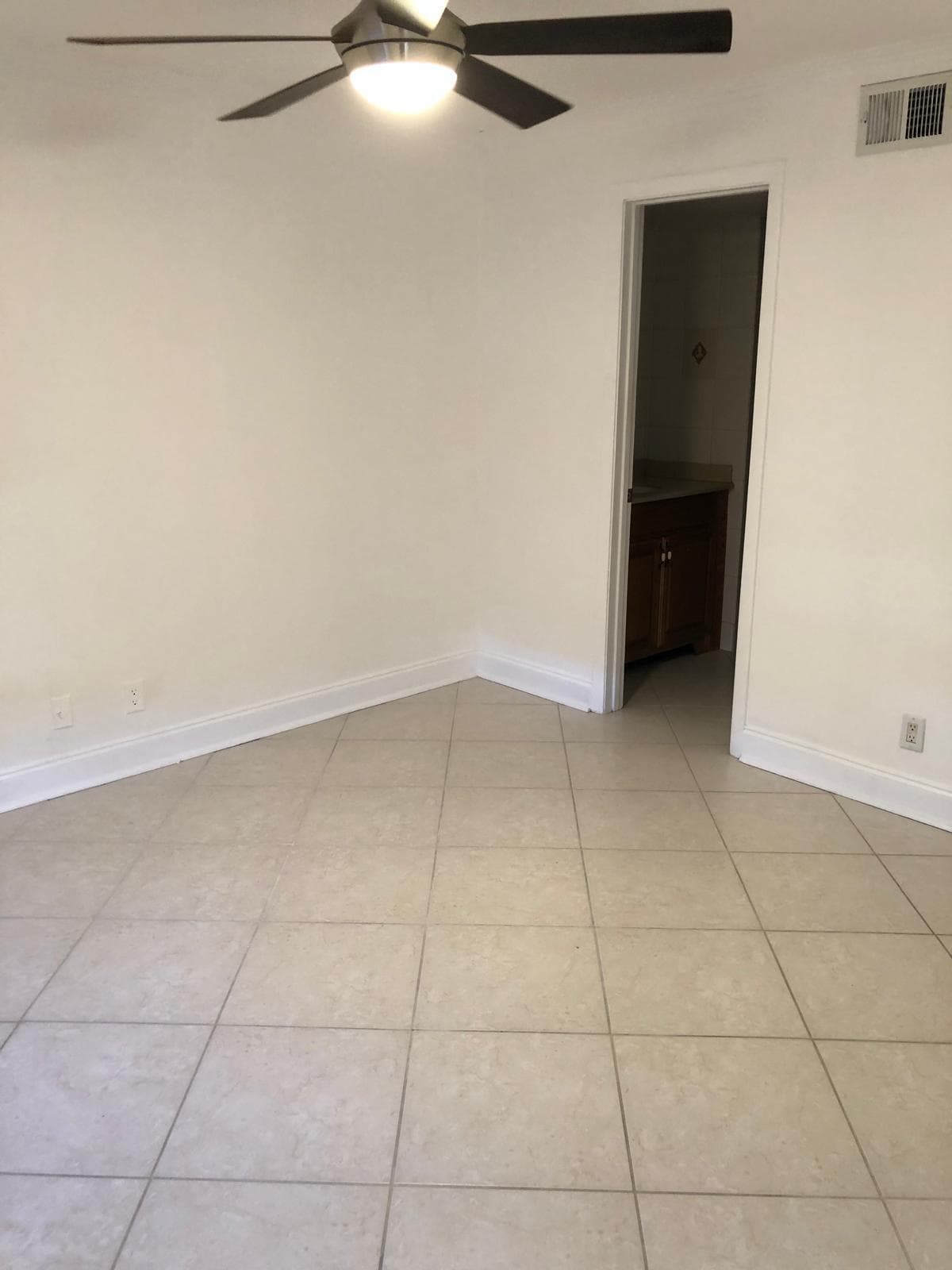 21911 Lake Forest Circle 204, Boca Raton, FL 33433 — photo 11 of 16