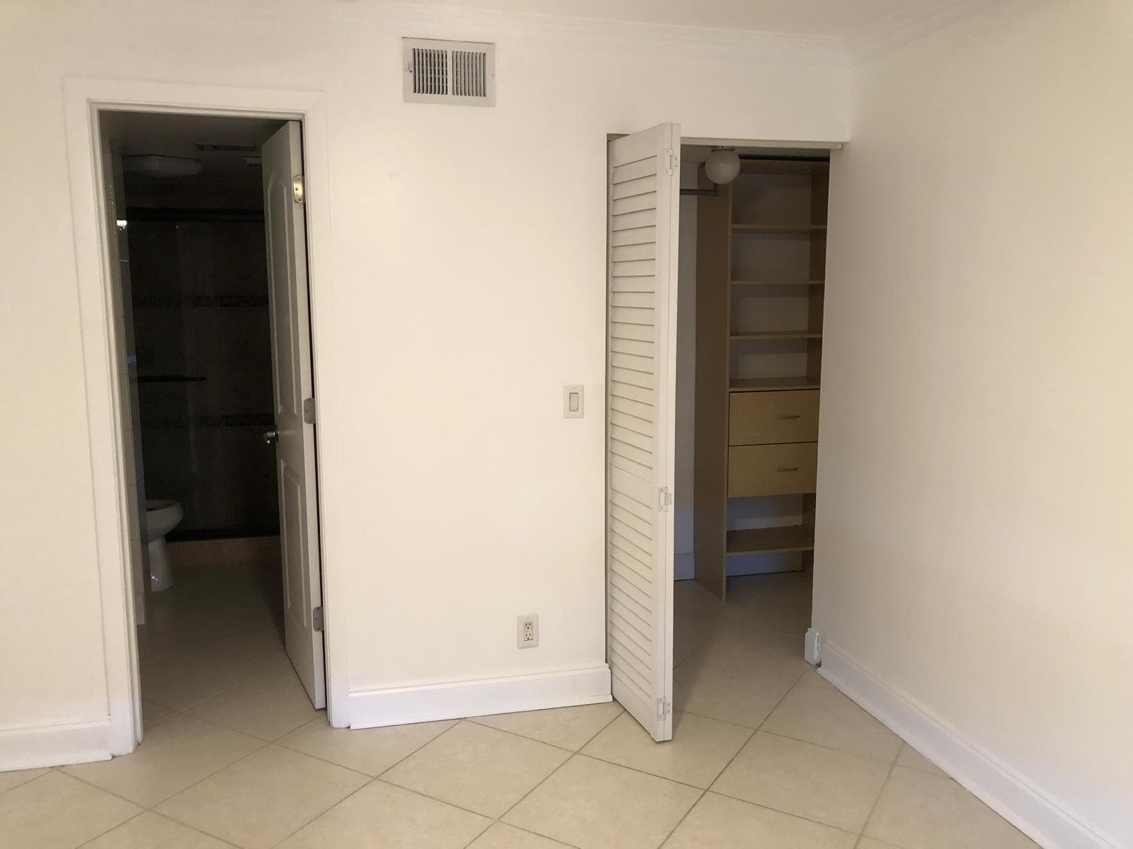 21911 Lake Forest Circle 204, Boca Raton, FL 33433 — photo 12 of 16