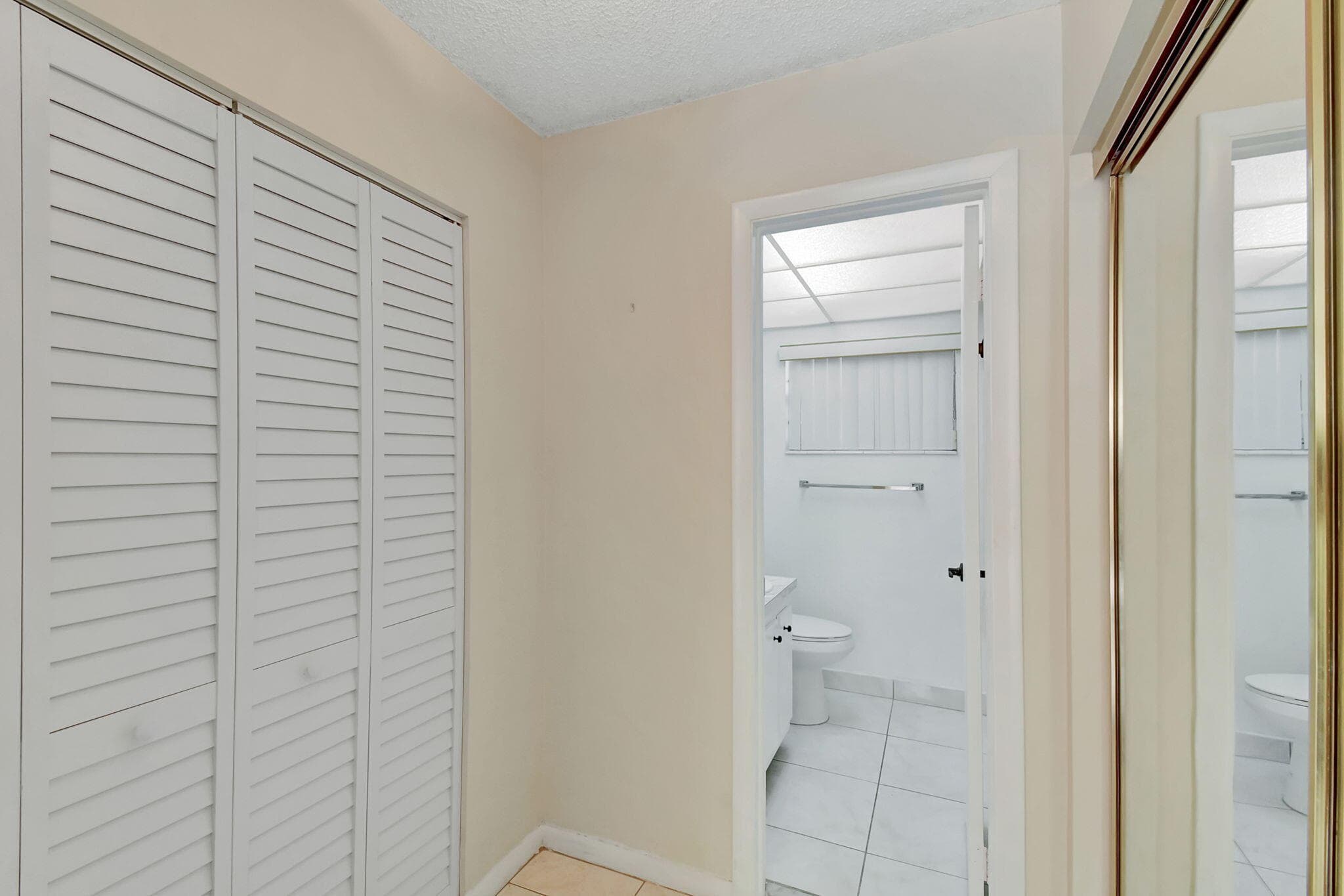 3090 NW 46th Avenue 105c, Lauderdale Lakes, FL 33313 — photo 24 of 42