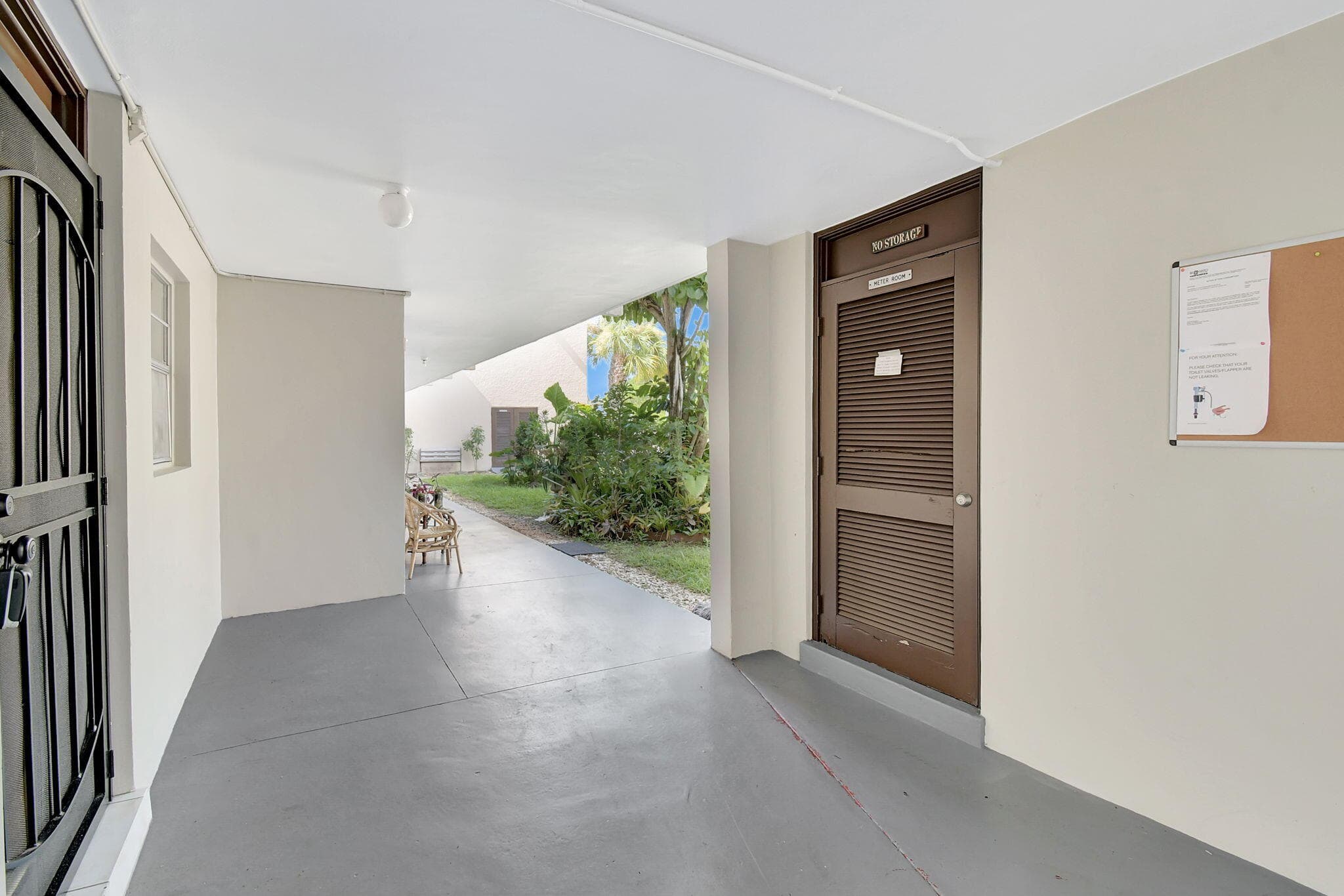 3090 NW 46th Avenue 105c, Lauderdale Lakes, FL 33313 — photo 30 of 42