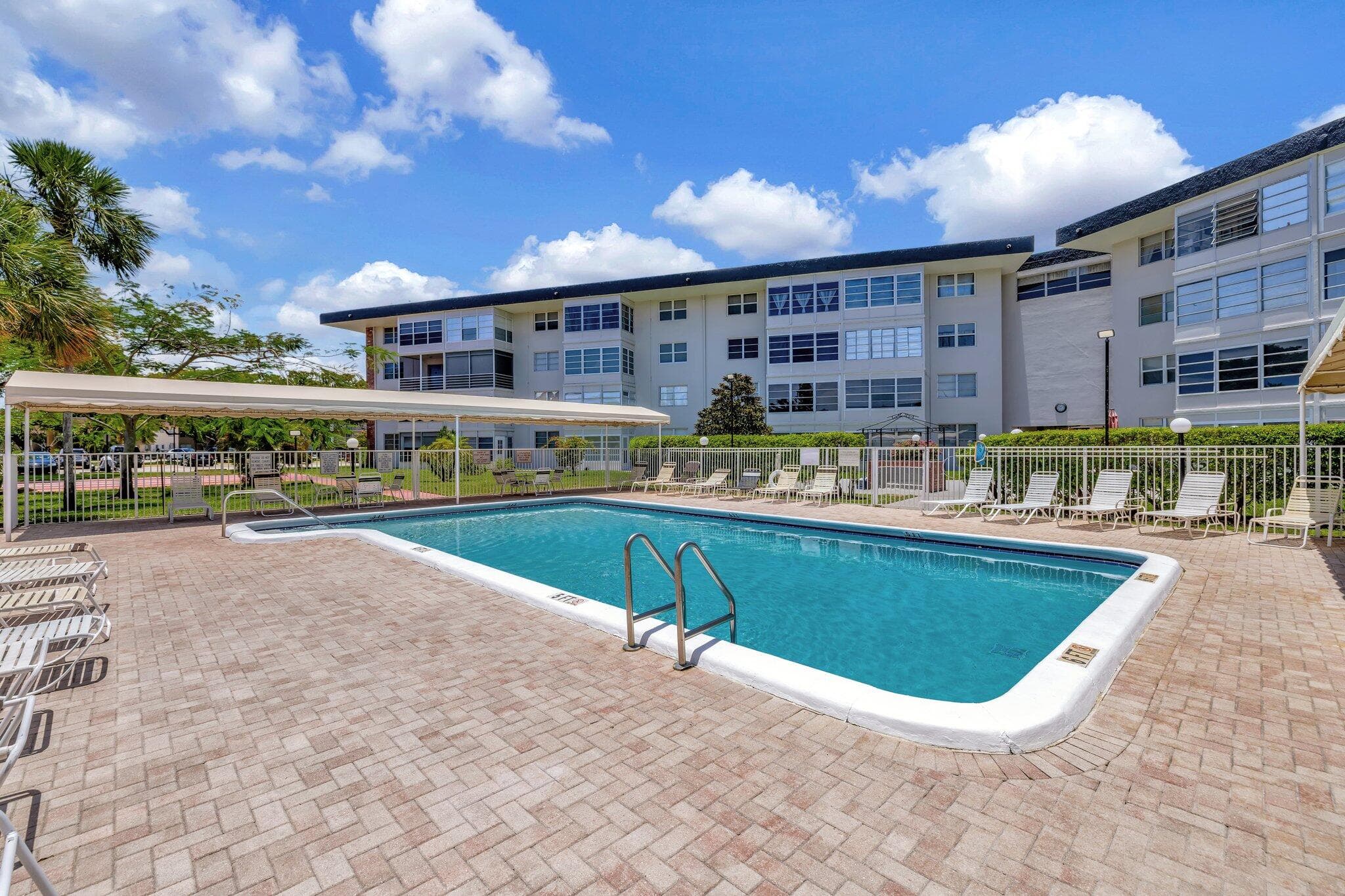3090 NW 46th Avenue 105c, Lauderdale Lakes, FL 33313 — photo 33 of 42