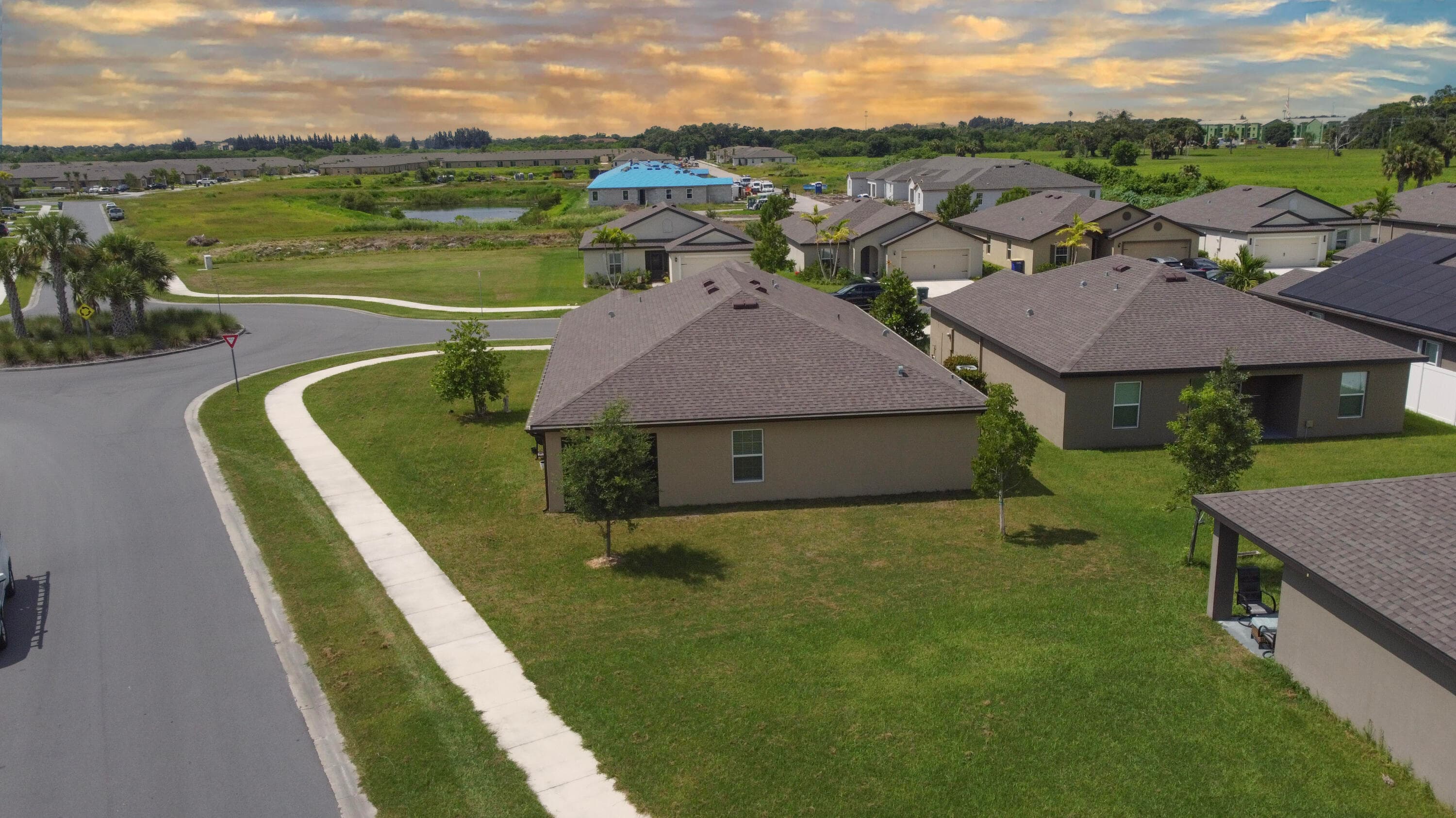 5551 Imagination Drive, Fort Pierce, FL 34947 — photo 2 of 39