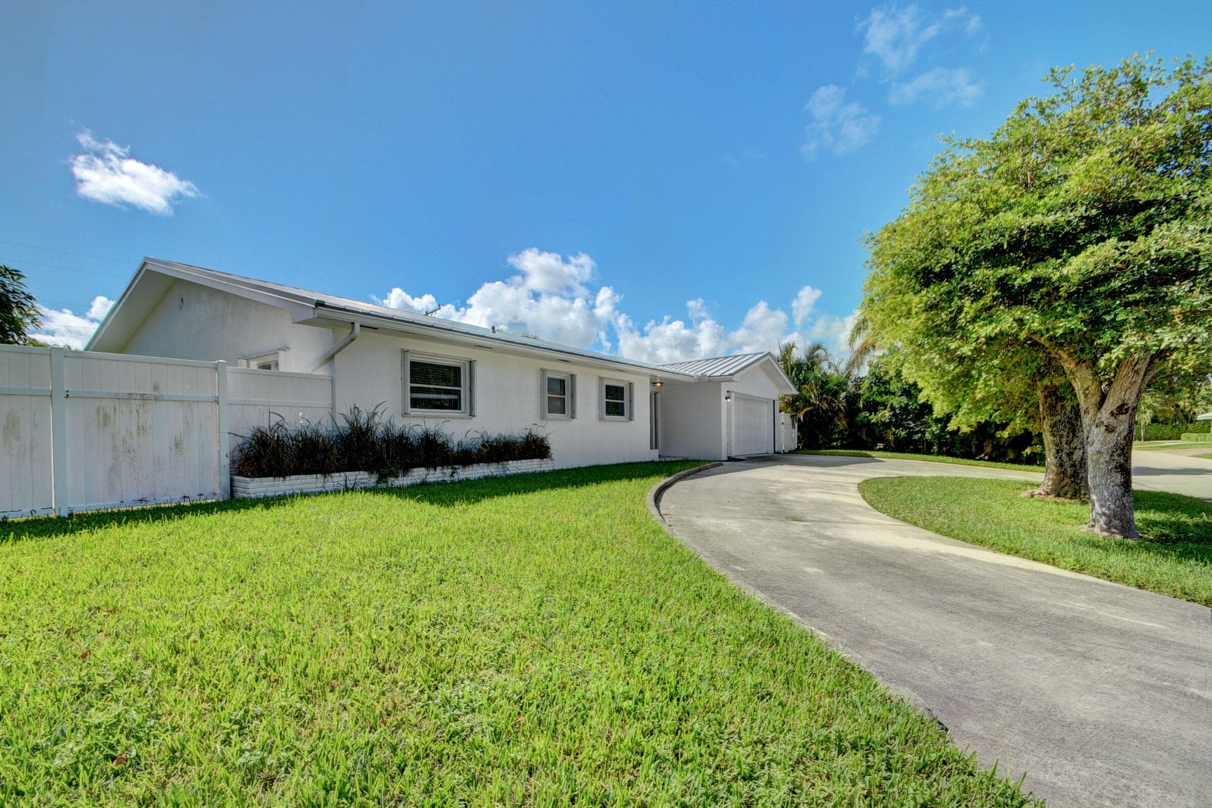 1171 Bimini Lane, Singer Island, FL 33404 — photo 34 of 62