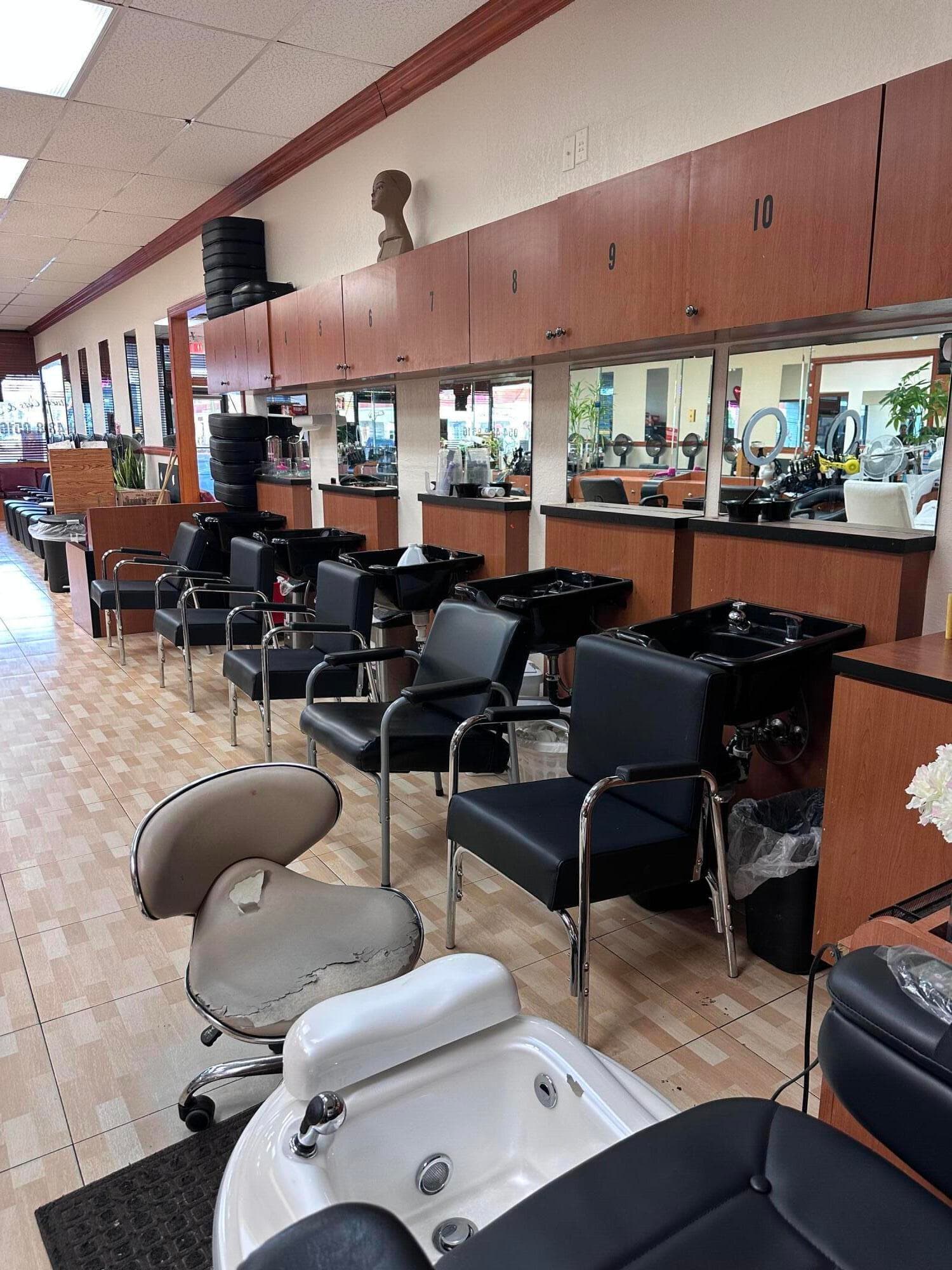 Business in Miramar — photo 5 of 10