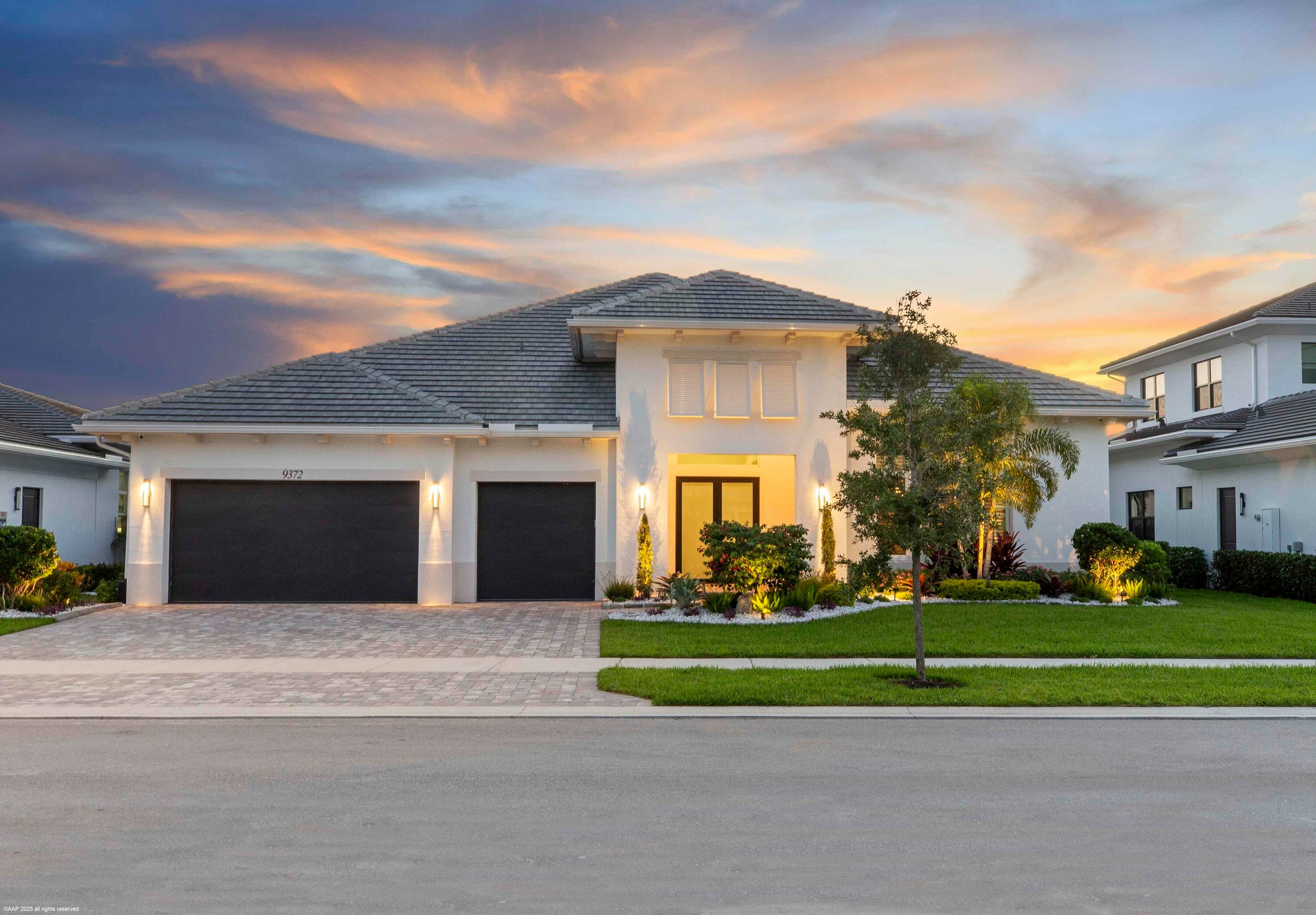 9372 Coral Isles Circle, Palm Beach Gardens, FL 33412 — photo 2 of 60
