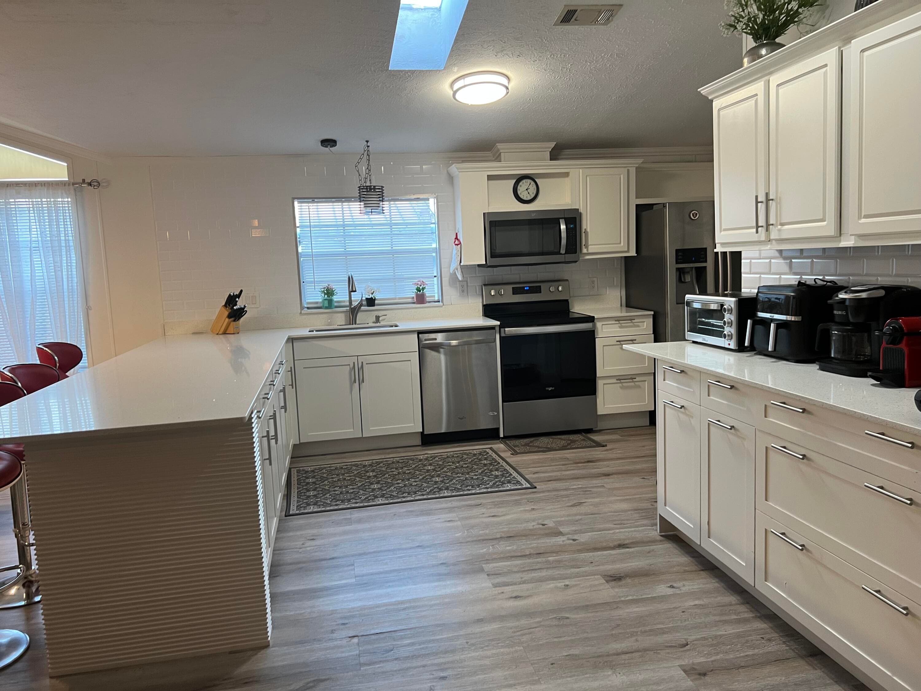 4510 NW 67th Court NW, Coconut Creek, FL 33073 — photo 5 of 32