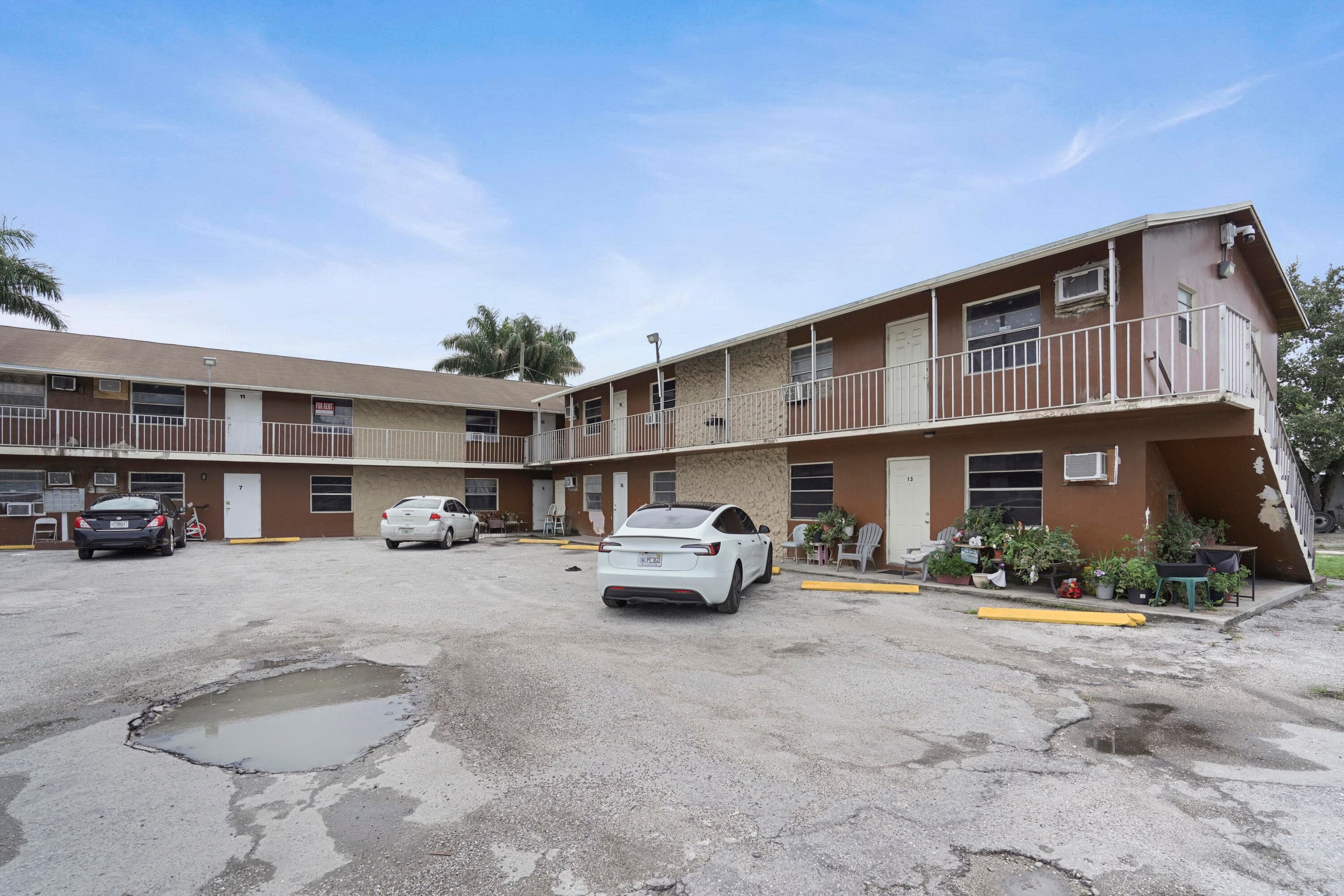 241 NW 11th 1 Street 13, Belle Glade, FL 33430 — photo 5 of 15