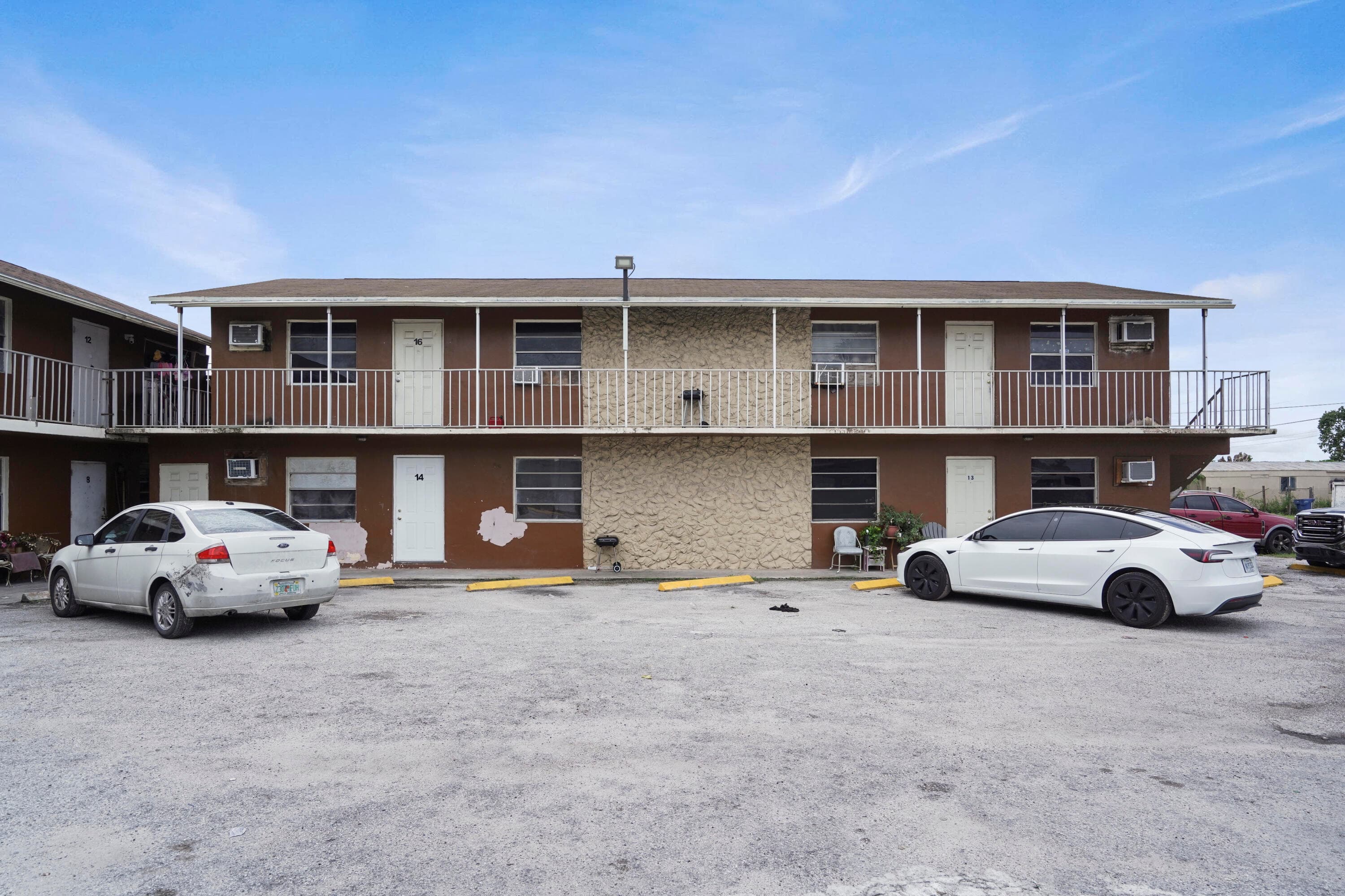 241 NW 11th 1 Street 13, Belle Glade, FL 33430 — photo 7 of 15