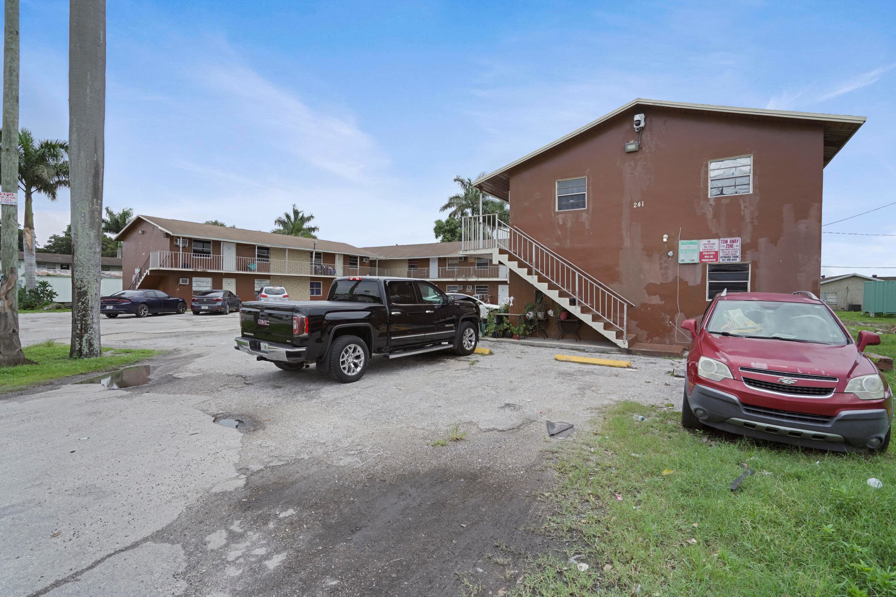 241 NW 11th 1 Street 13, Belle Glade, FL 33430 — photo 12 of 15