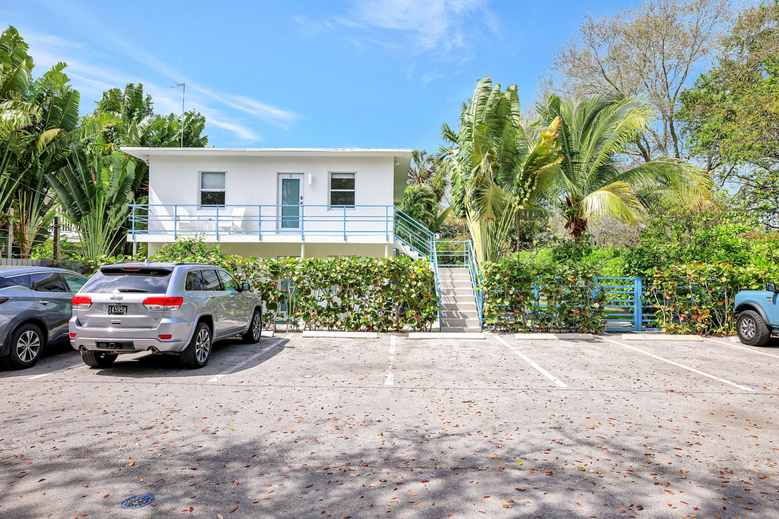 625 NE 13th Avenue, Fort Lauderdale, FL 33304 — photo 2 of 93