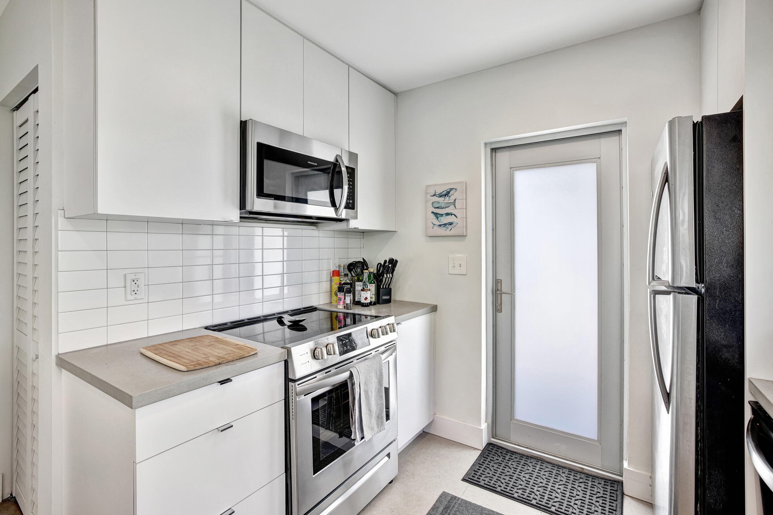 625 NE 13th Avenue, Fort Lauderdale, FL 33304 — photo 18 of 93