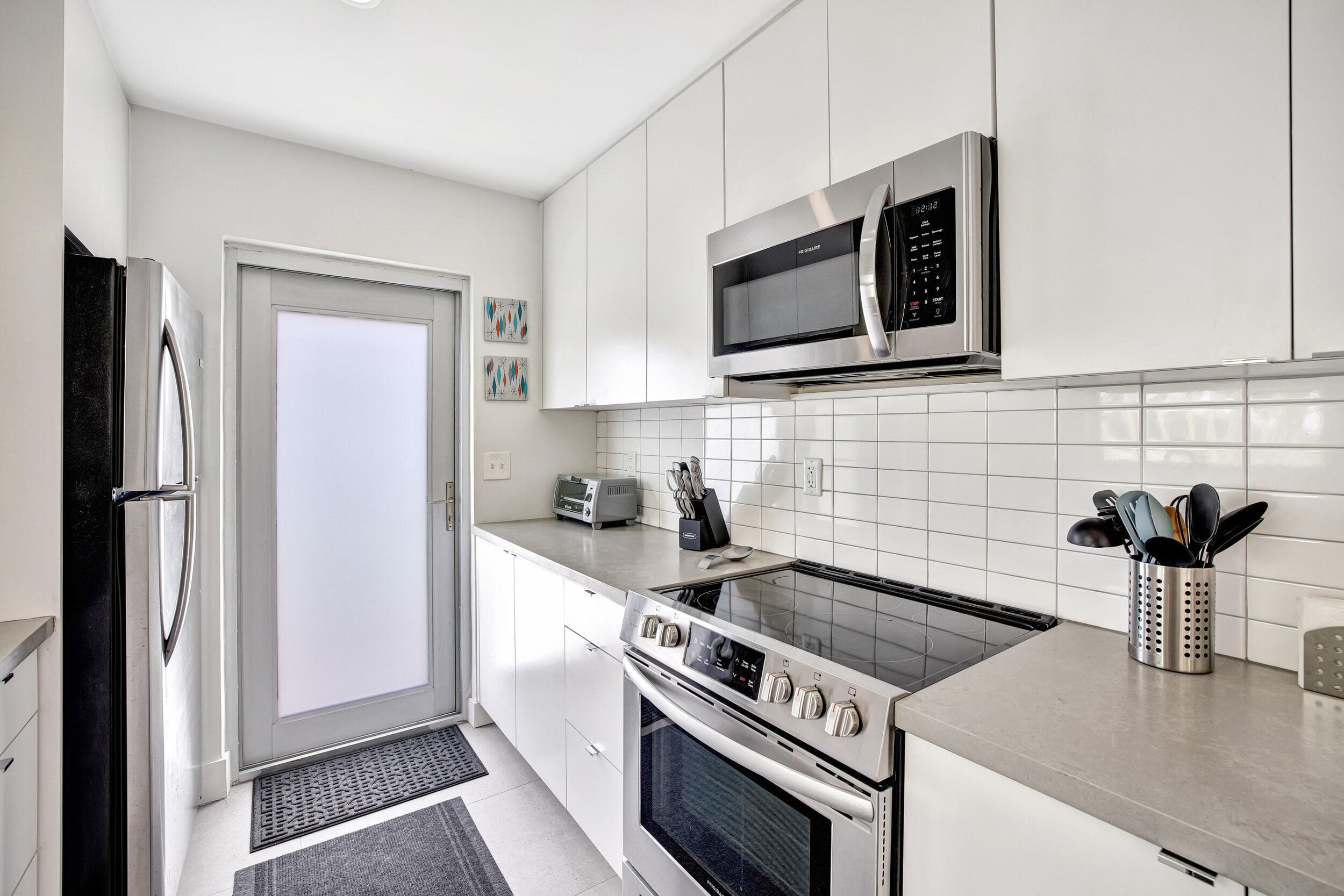 625 NE 13th Avenue, Fort Lauderdale, FL 33304 — photo 57 of 93