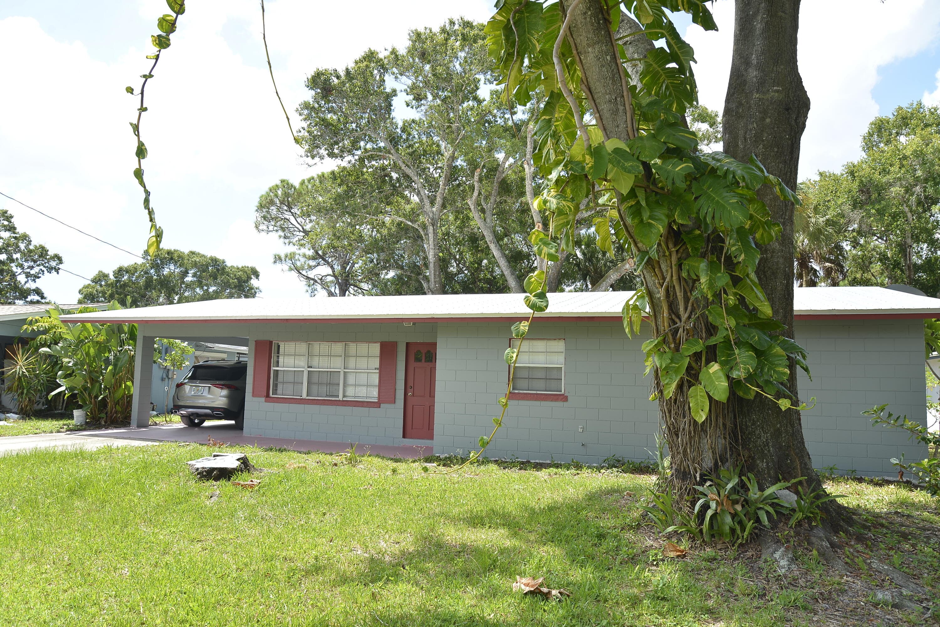 3005 Tennessee Avenue, Fort Pierce, FL 34947 — photo 2 of 20