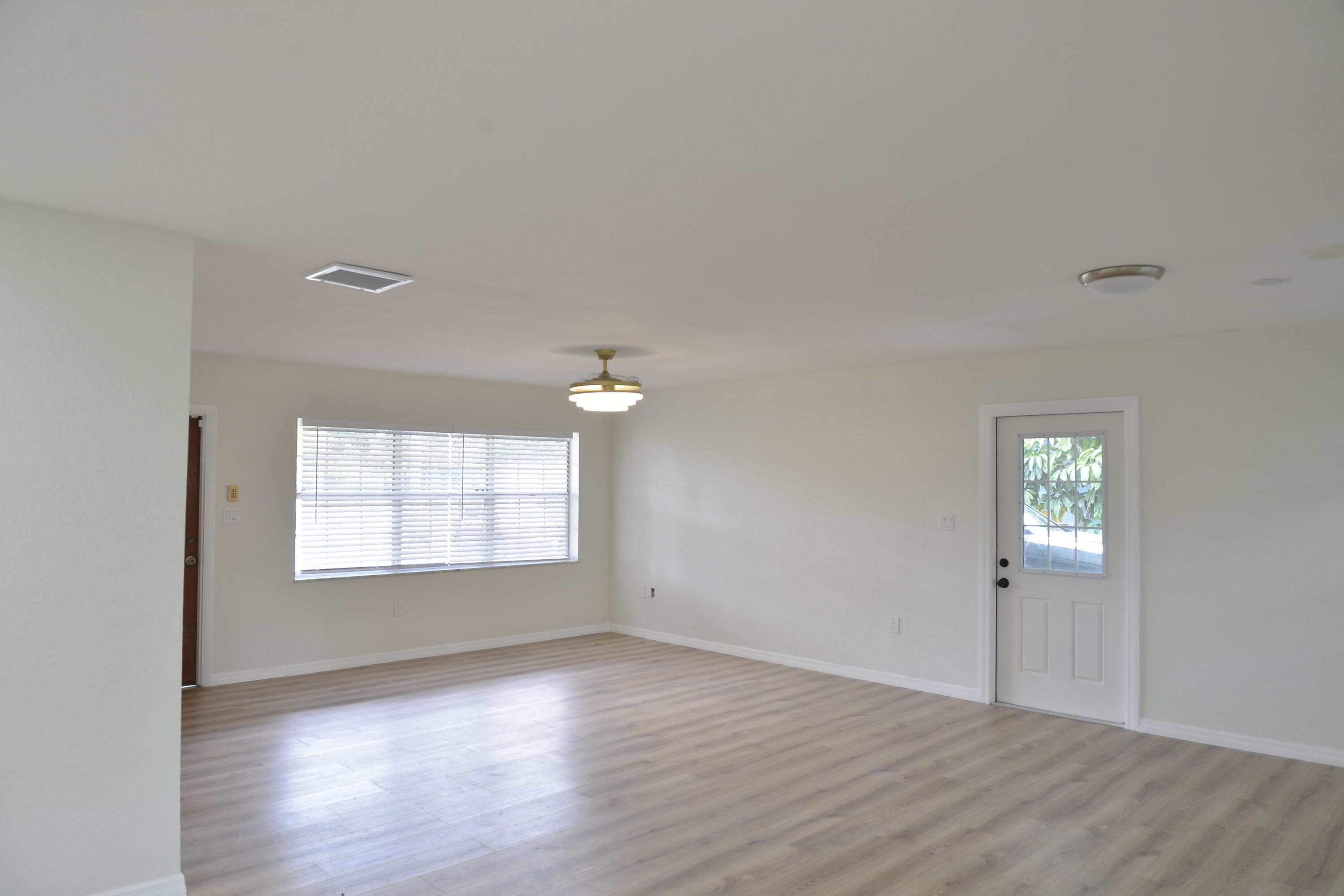 3005 Tennessee Avenue, Fort Pierce, FL 34947 — photo 5 of 20