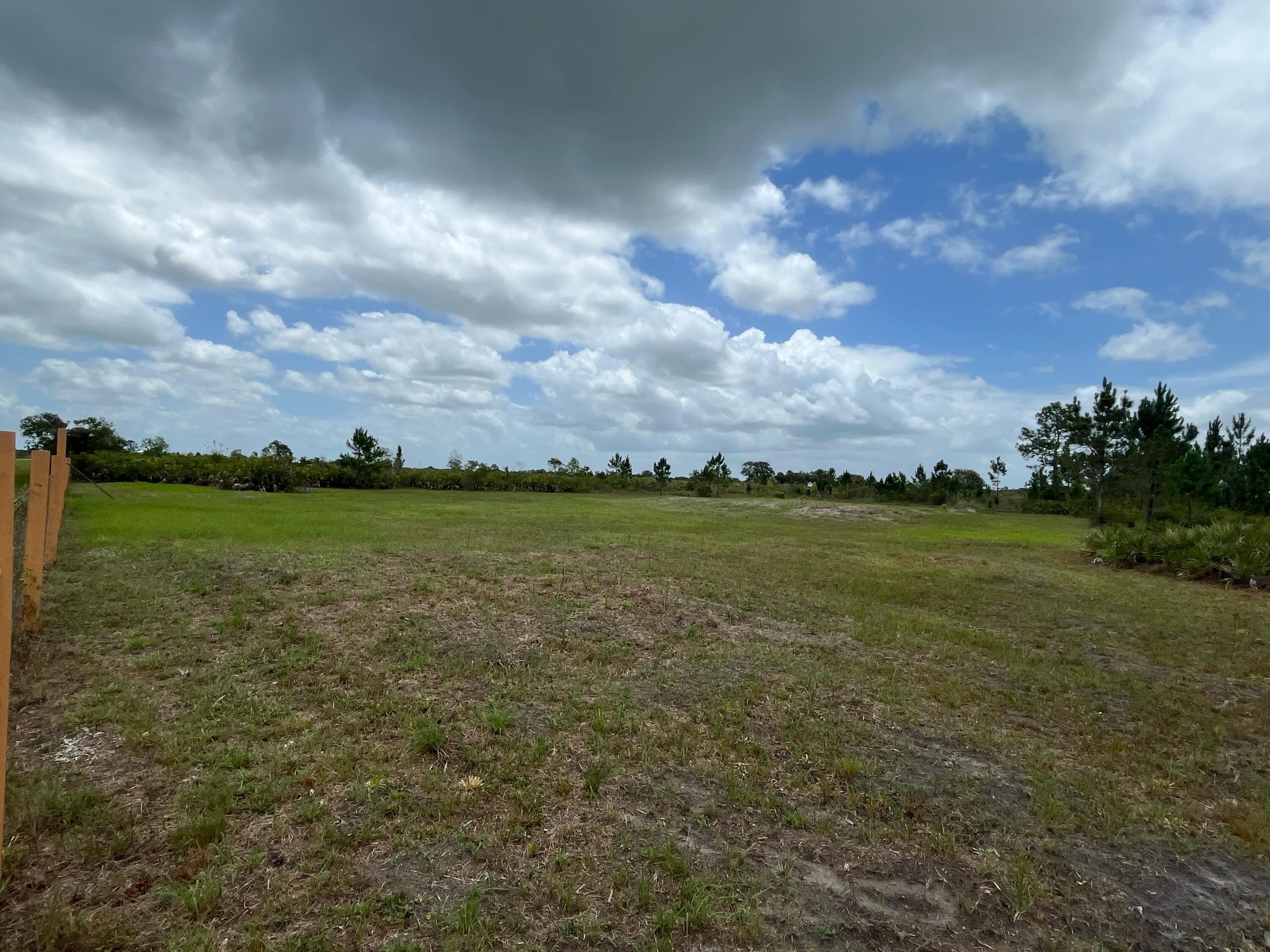 19092 NW 250th Street, Okeechobee, FL 34972 — photo 6 of 11