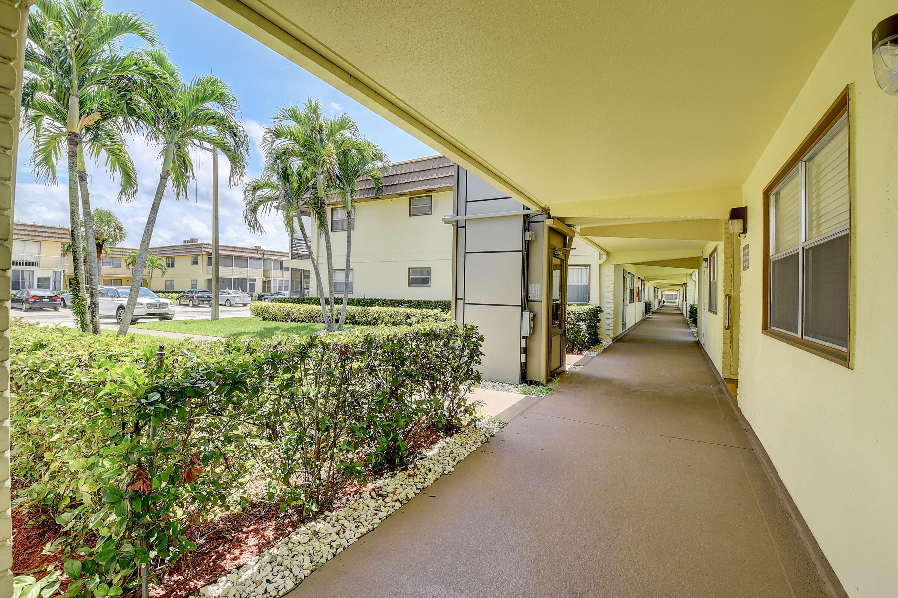123 Saxony C, Delray Beach, FL 33446 — photo 28 of 51