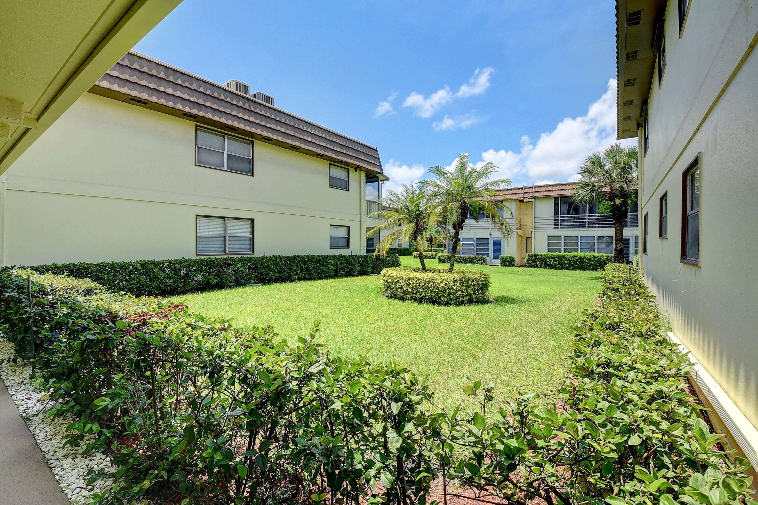 123 Saxony C, Delray Beach, FL 33446 — photo 27 of 51