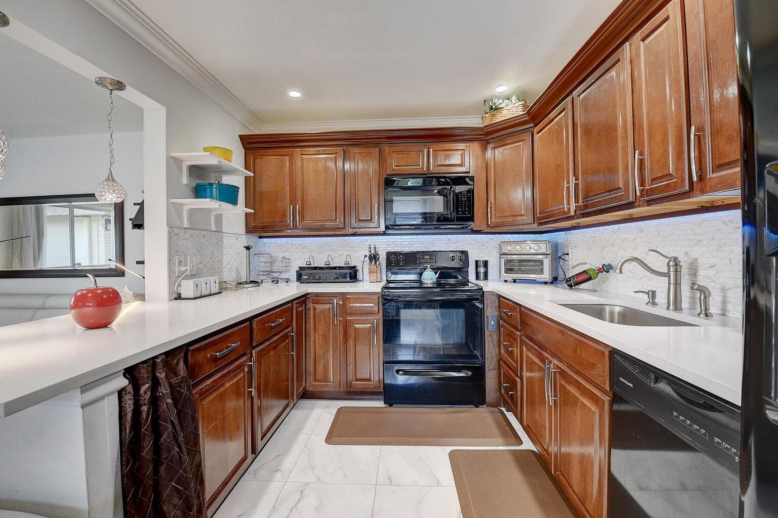 123 Saxony C, Delray Beach, FL 33446 — photo 11 of 51