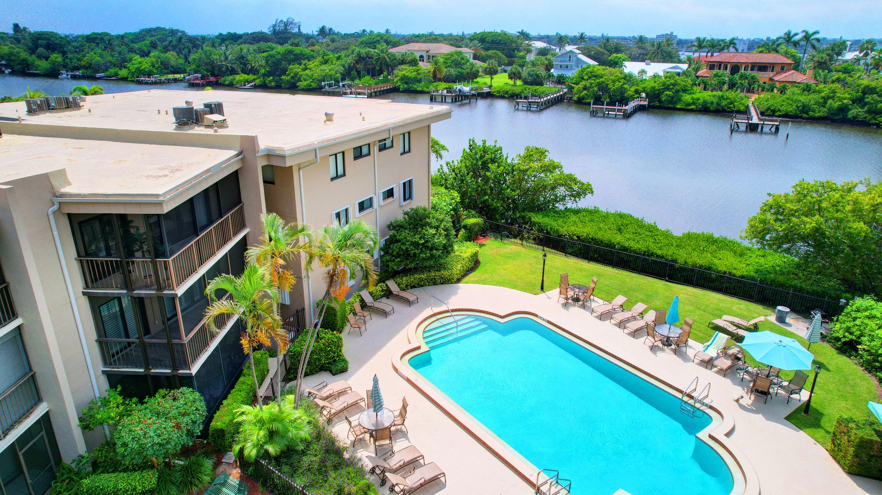3605 S Ocean Boulevard 318, South Palm Beach, FL 33480 — photo 3 of 19