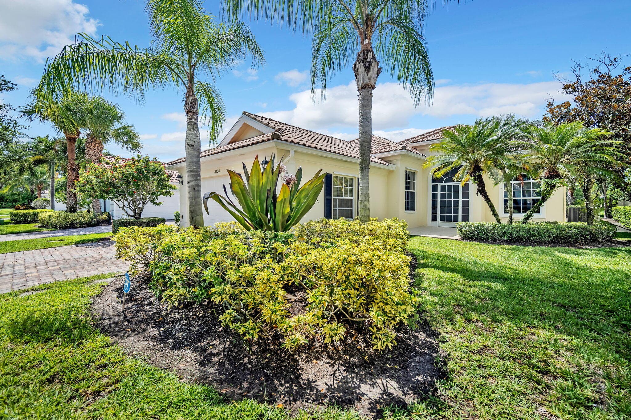 8188 Rosalie Lane, Wellington, FL 33414 — photo 1 of 23
