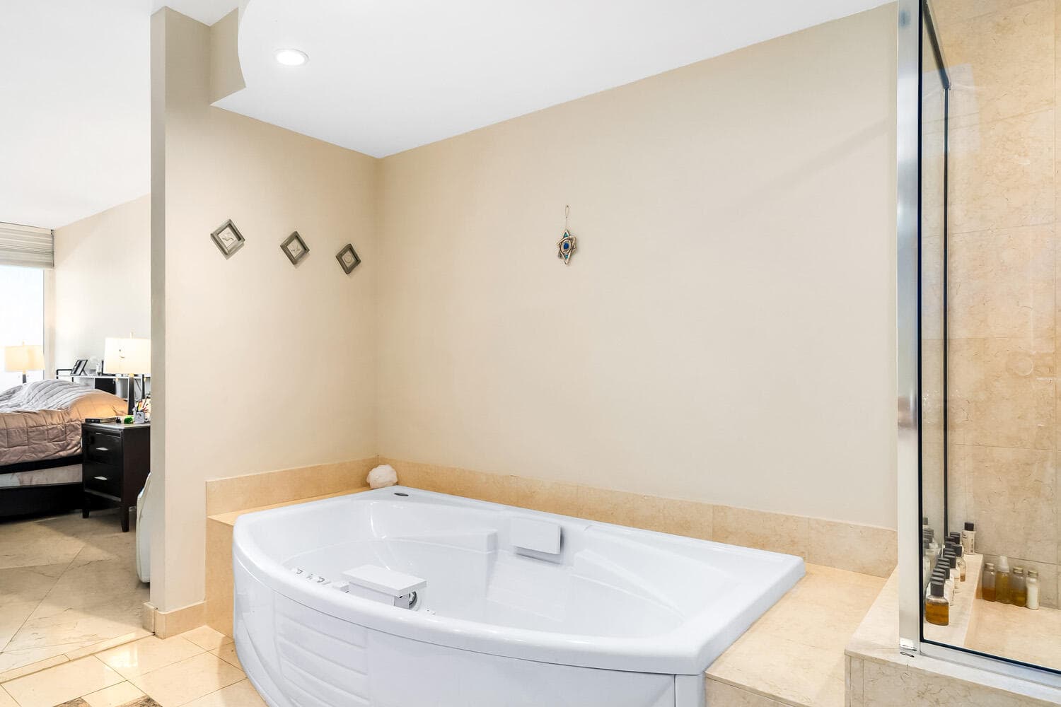 18911 Collins Avenue 506, Sunny Isles Beach, FL 33160 — photo 39 of 89