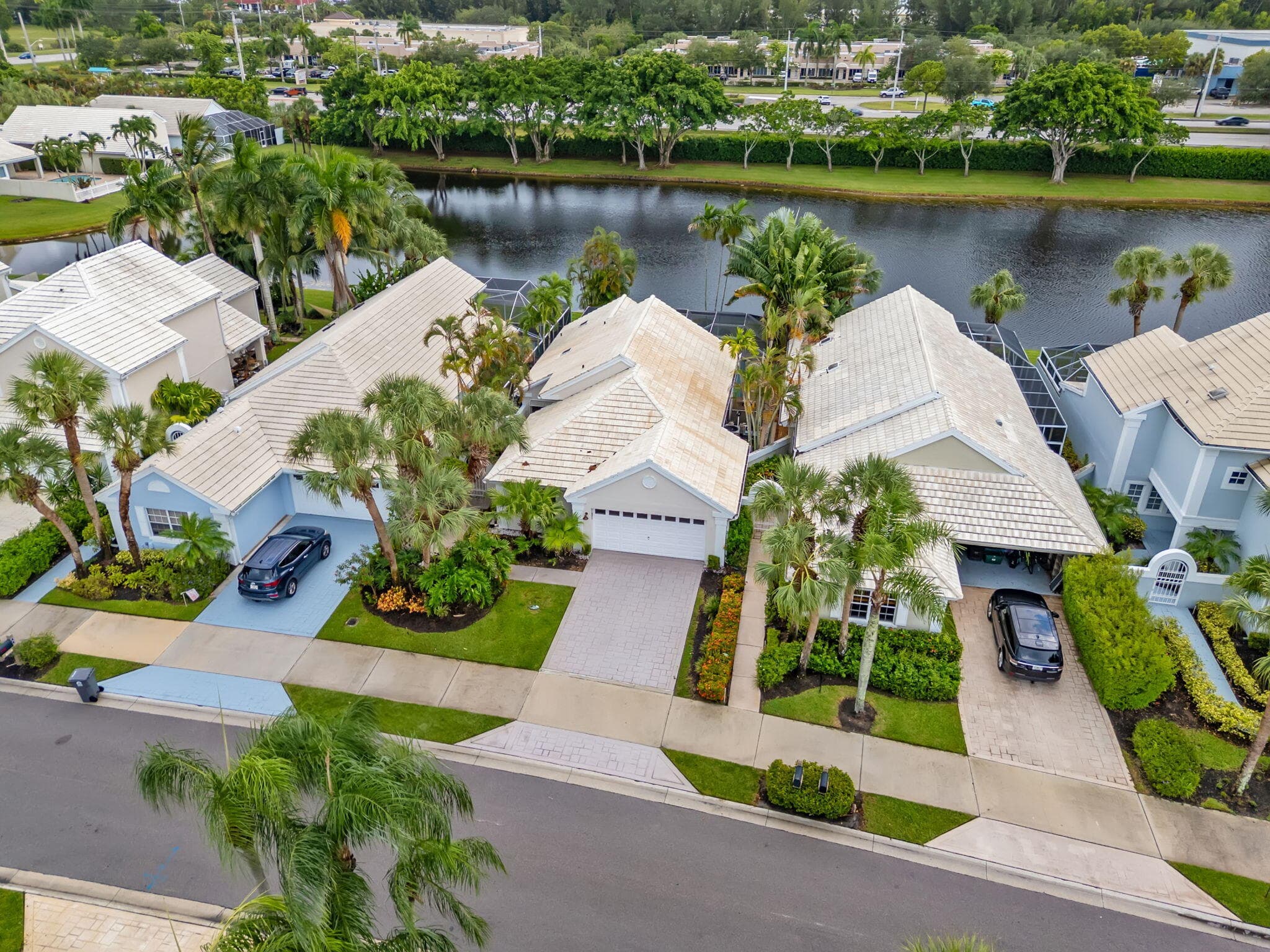 9190 Heathridge Drive, West Palm Beach, FL 33411 — photo 23 of 37