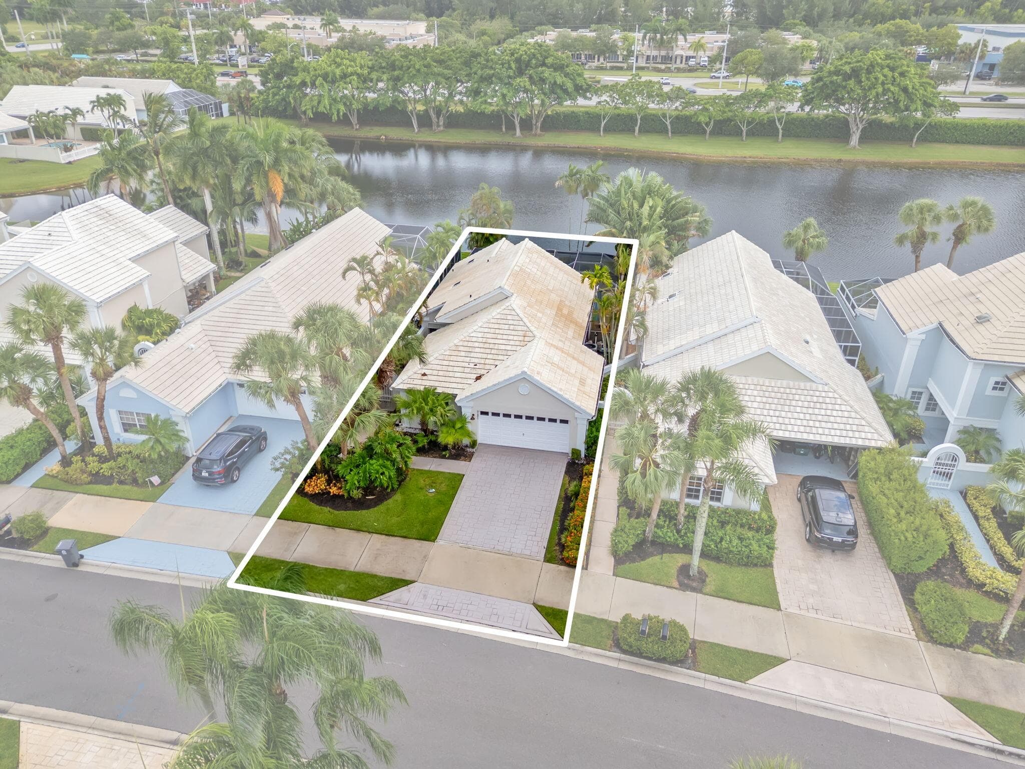 9190 Heathridge Drive, West Palm Beach, FL 33411 — photo 3 of 37