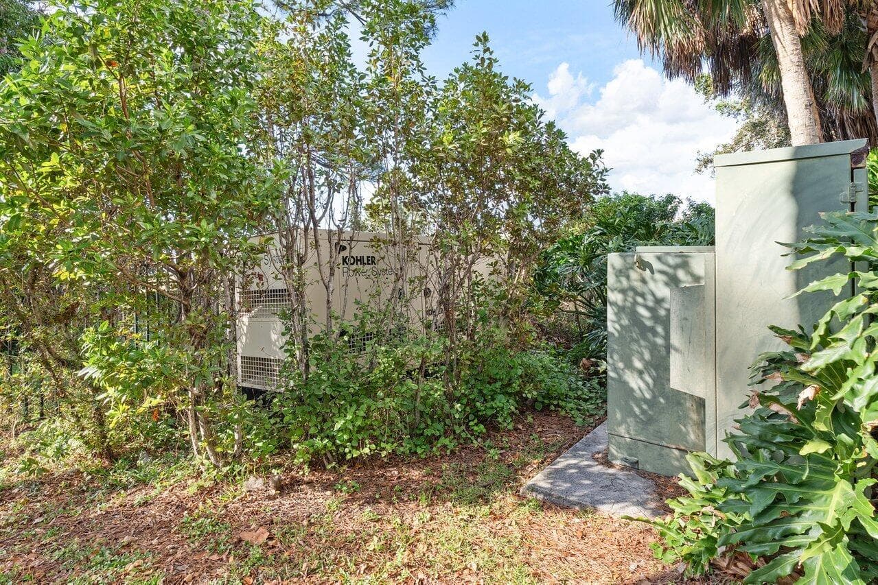 7051 Seacrest Boulevard, Lake Worth, FL 33462 — photo 11 of 52