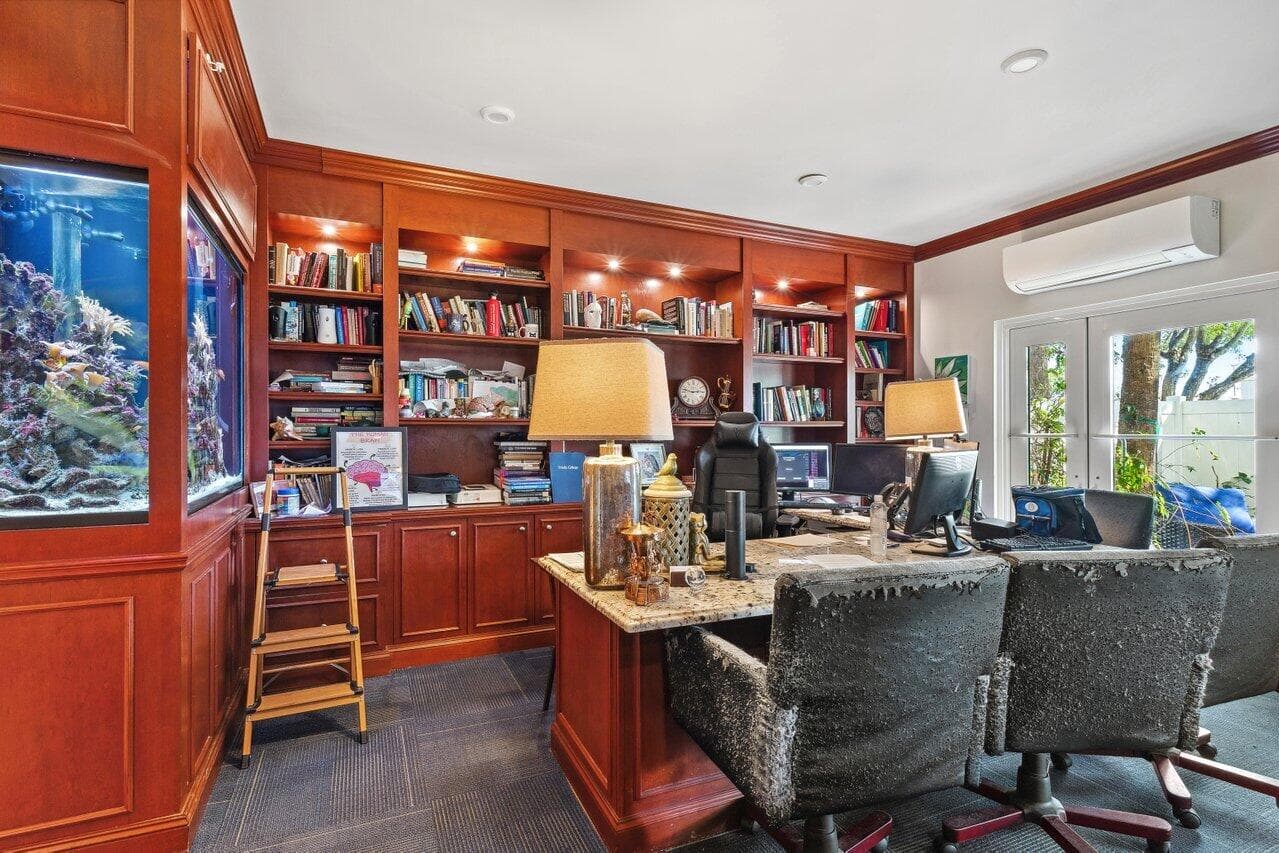 7051 Seacrest Boulevard, Lake Worth, FL 33462 — photo 17 of 52