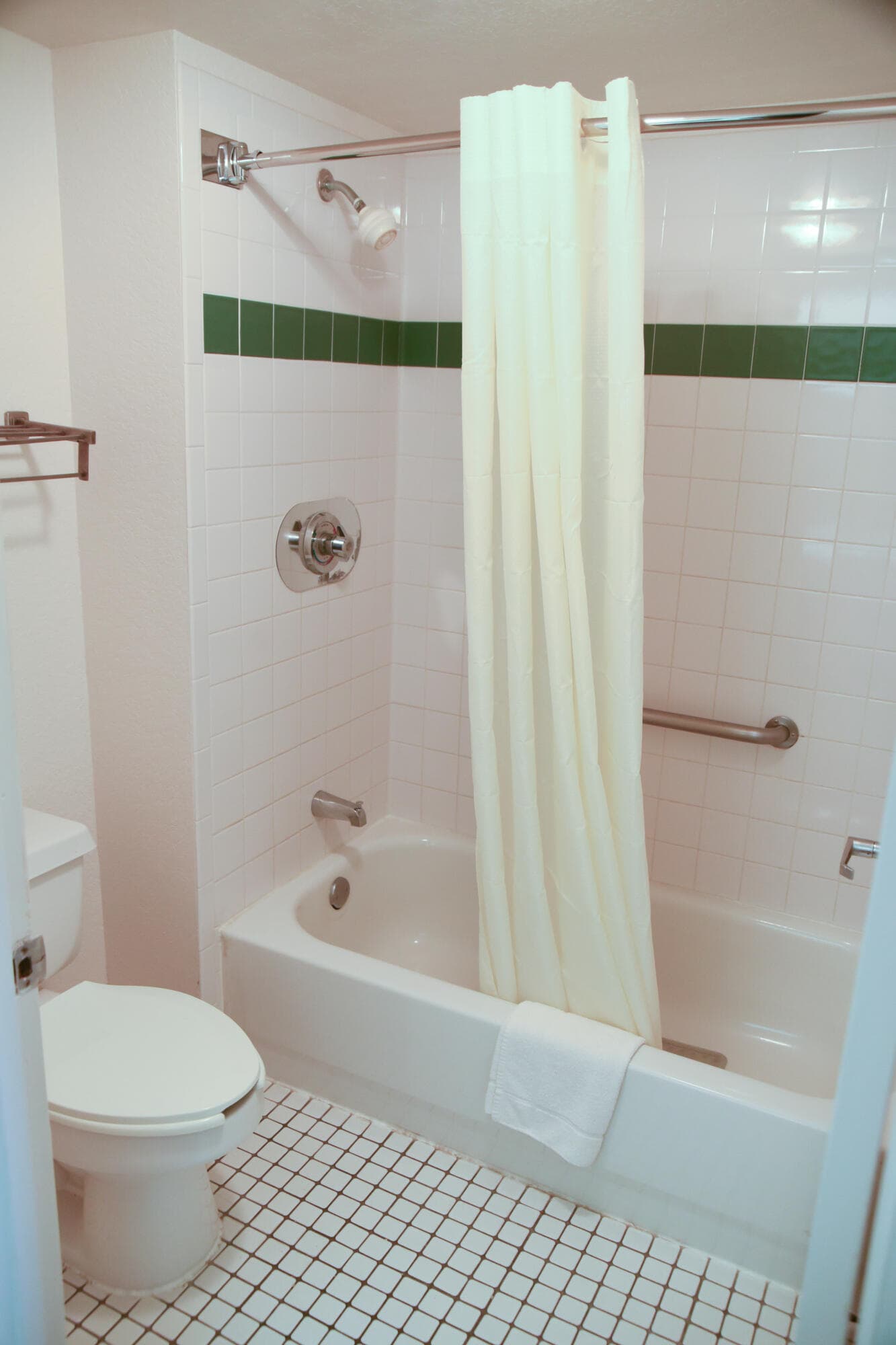 7051 Seacrest Boulevard, Lake Worth, FL 33462 — photo 42 of 52