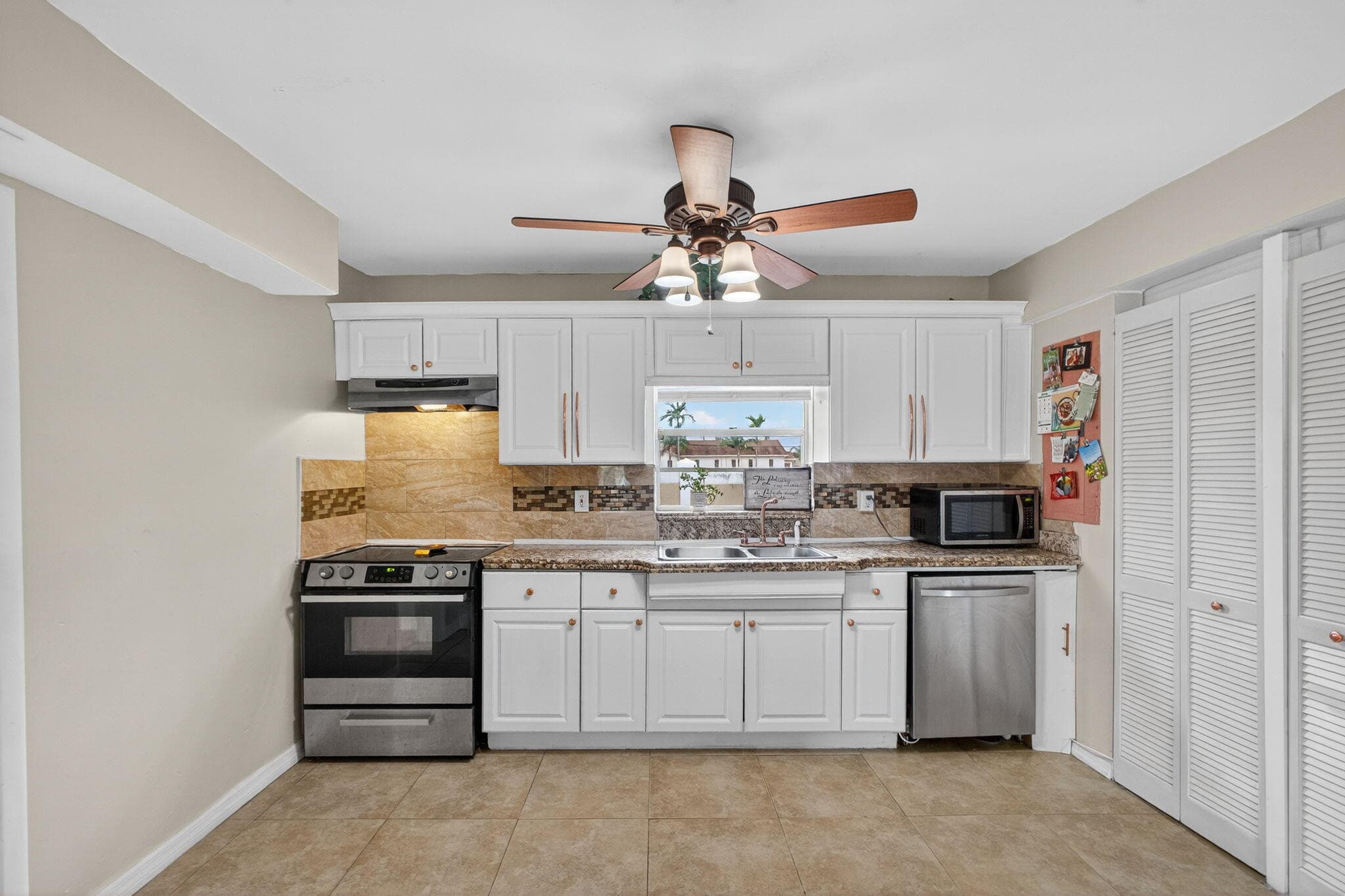 1136 W 7th Street, Riviera Beach, FL 33404 — photo 2 of 56