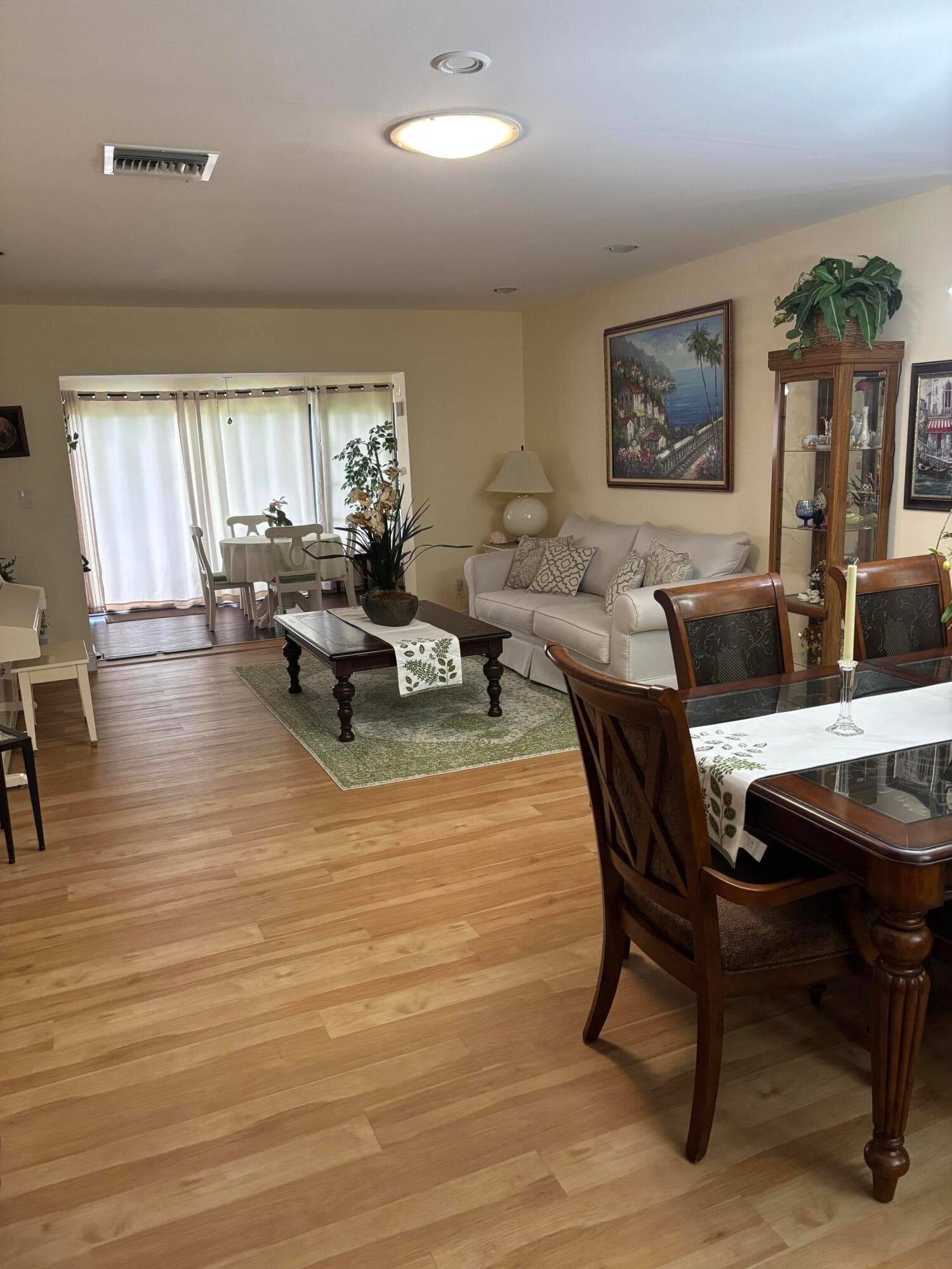143 Lake Susan Drive, West Palm Beach, FL 33411 — photo 3 of 35