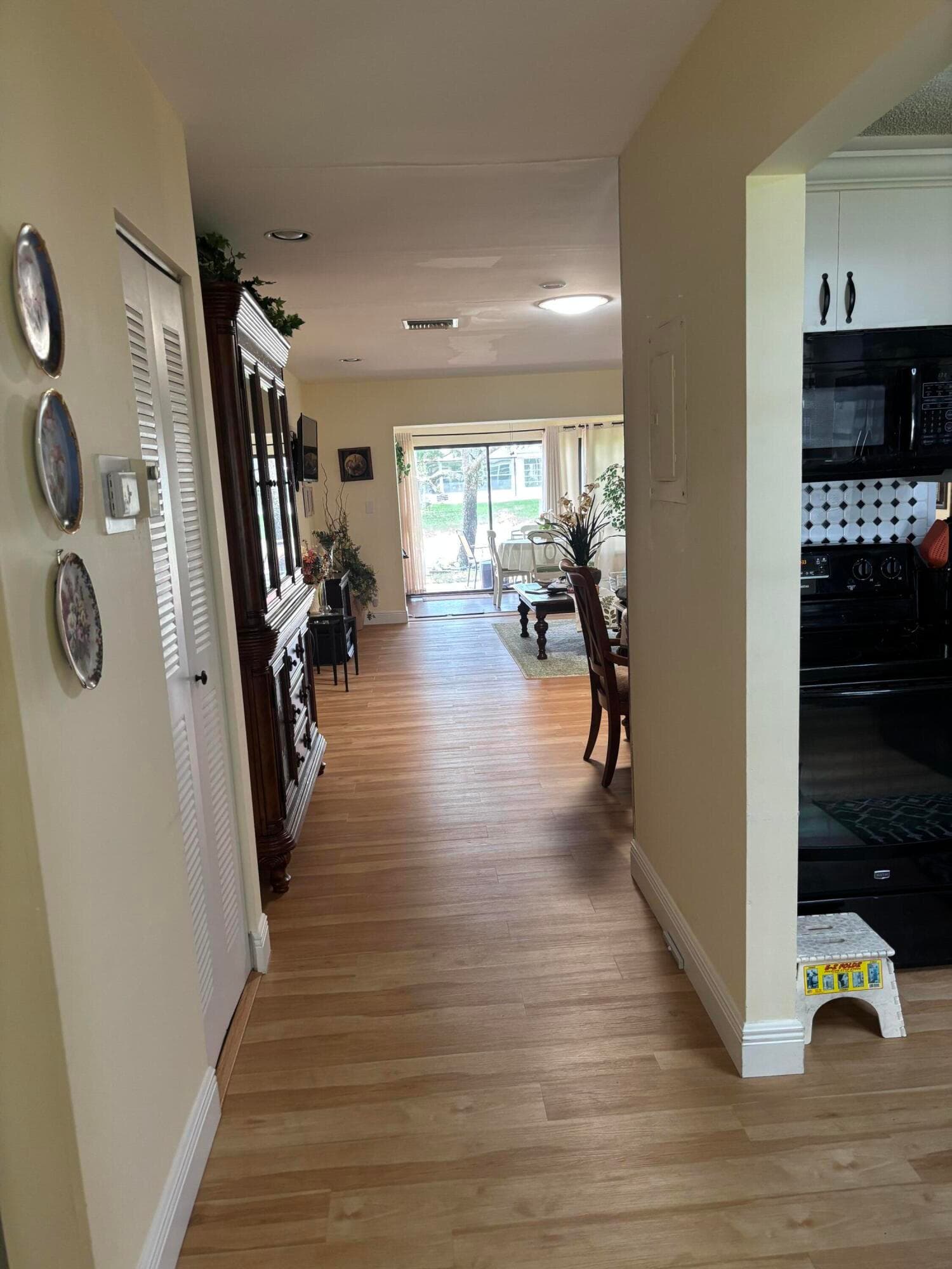 143 Lake Susan Drive, West Palm Beach, FL 33411 — photo 32 of 35