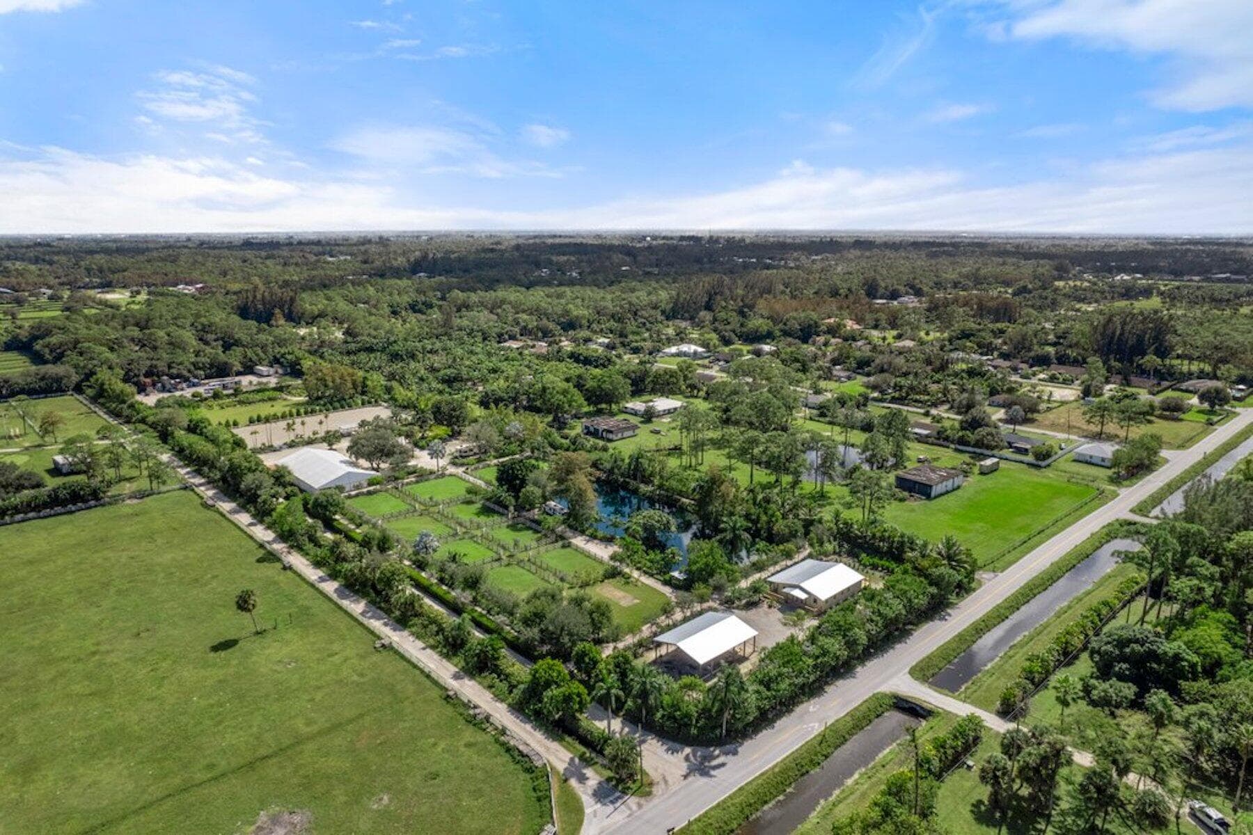 1754 B Road, Loxahatchee Groves, FL 33470 — photo 5 of 32