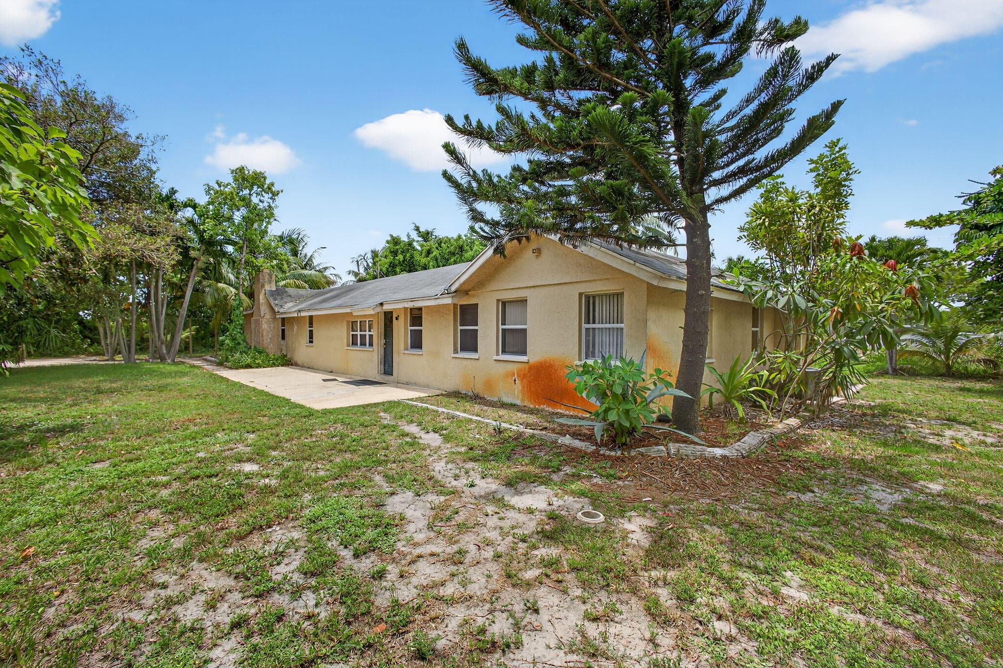 129 Fleming Avenue, Greenacres, FL 33463 — photo 7 of 37