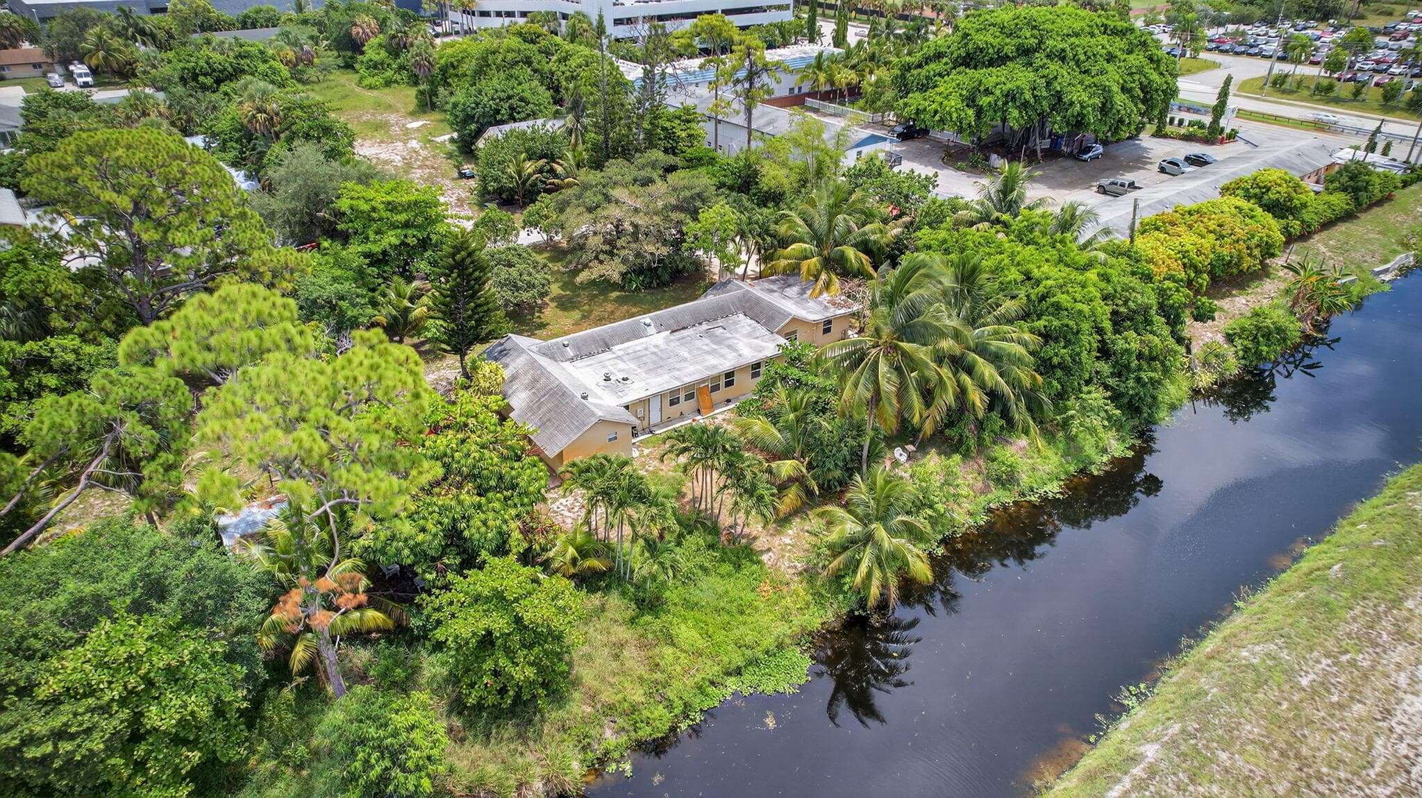 129 Fleming Avenue, Greenacres, FL 33463 — photo 11 of 37