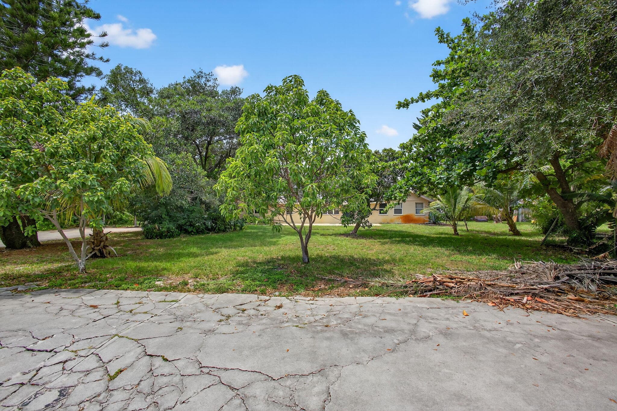 129 Fleming Avenue, Greenacres, FL 33463 — photo 26 of 37